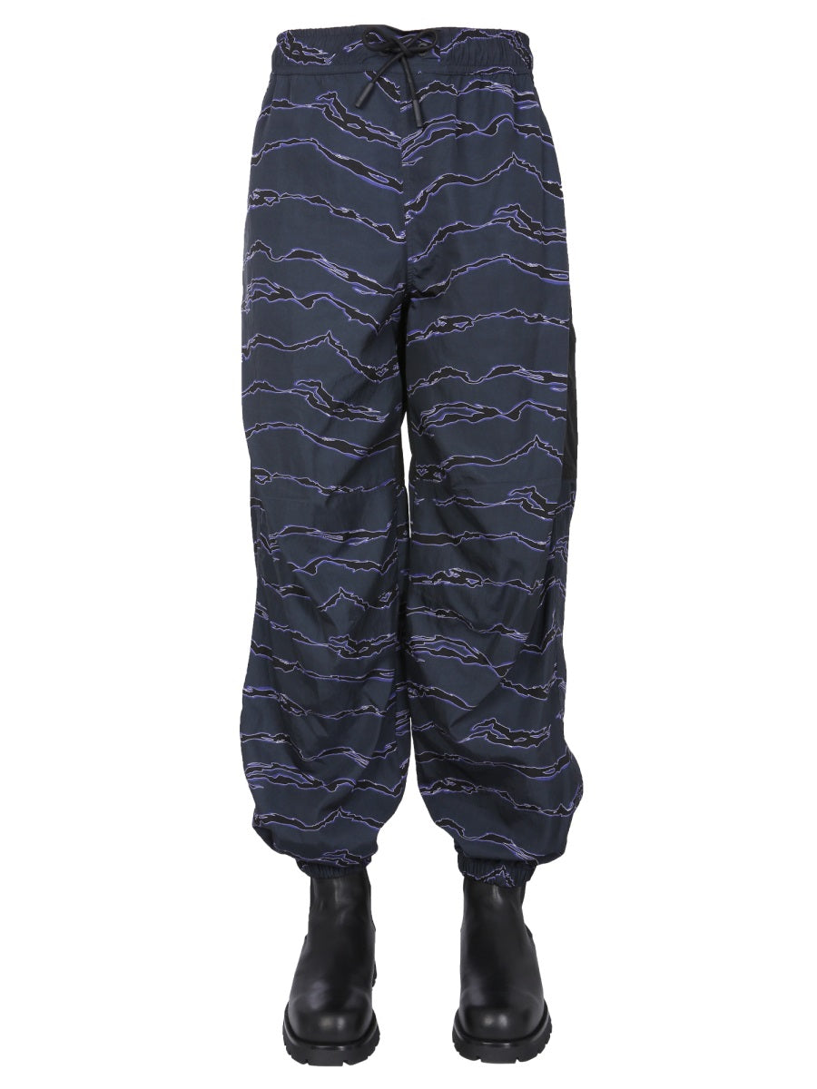 MARCELO BURLON COUNTY OF MILAN Stylish Camouflage Jogging Pants