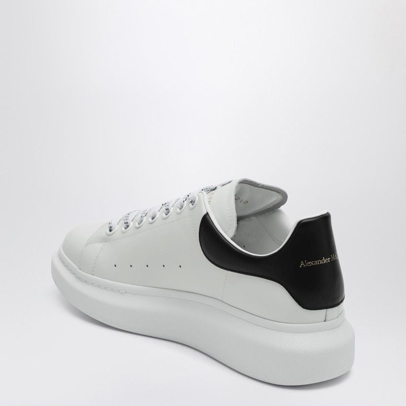ALEXANDER MCQUEEN Chunky Leather Sneaker