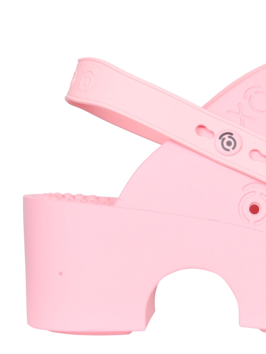 XOCOI Chic Rubber Sandal with 6 CM Heel and 4 CM Platform