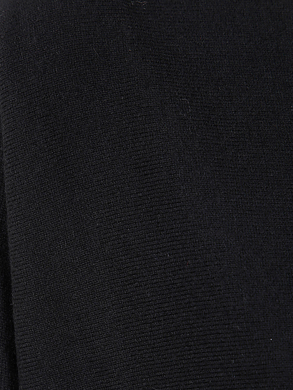 D.EXTERIOR Cozy and Stylish Knitwear - Long Raglan Sleeve Boat Neck