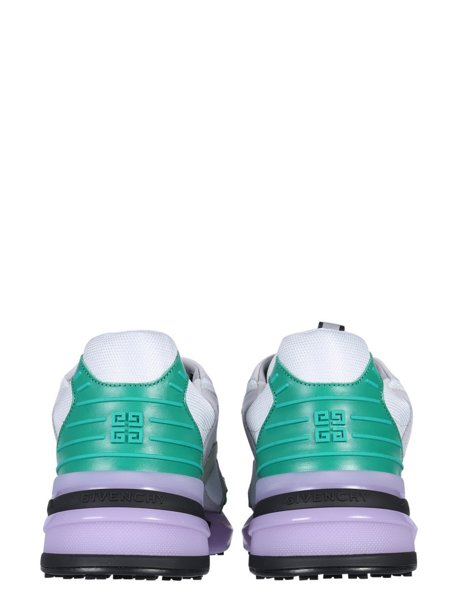 GIVENCHY Men's GIV 1 Sneaker with 5 CM Rubber Sole