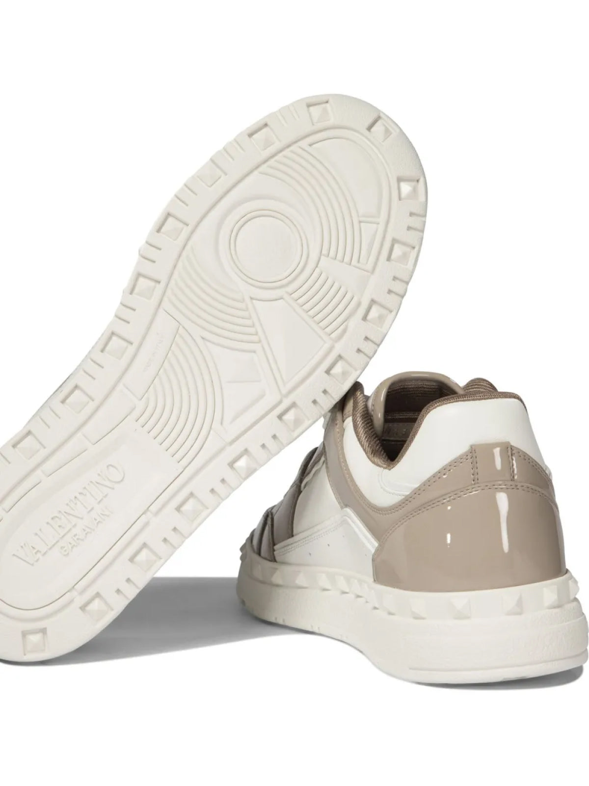 VALENTINO GARAVANI Freedots Rockstud Sneakers for Men