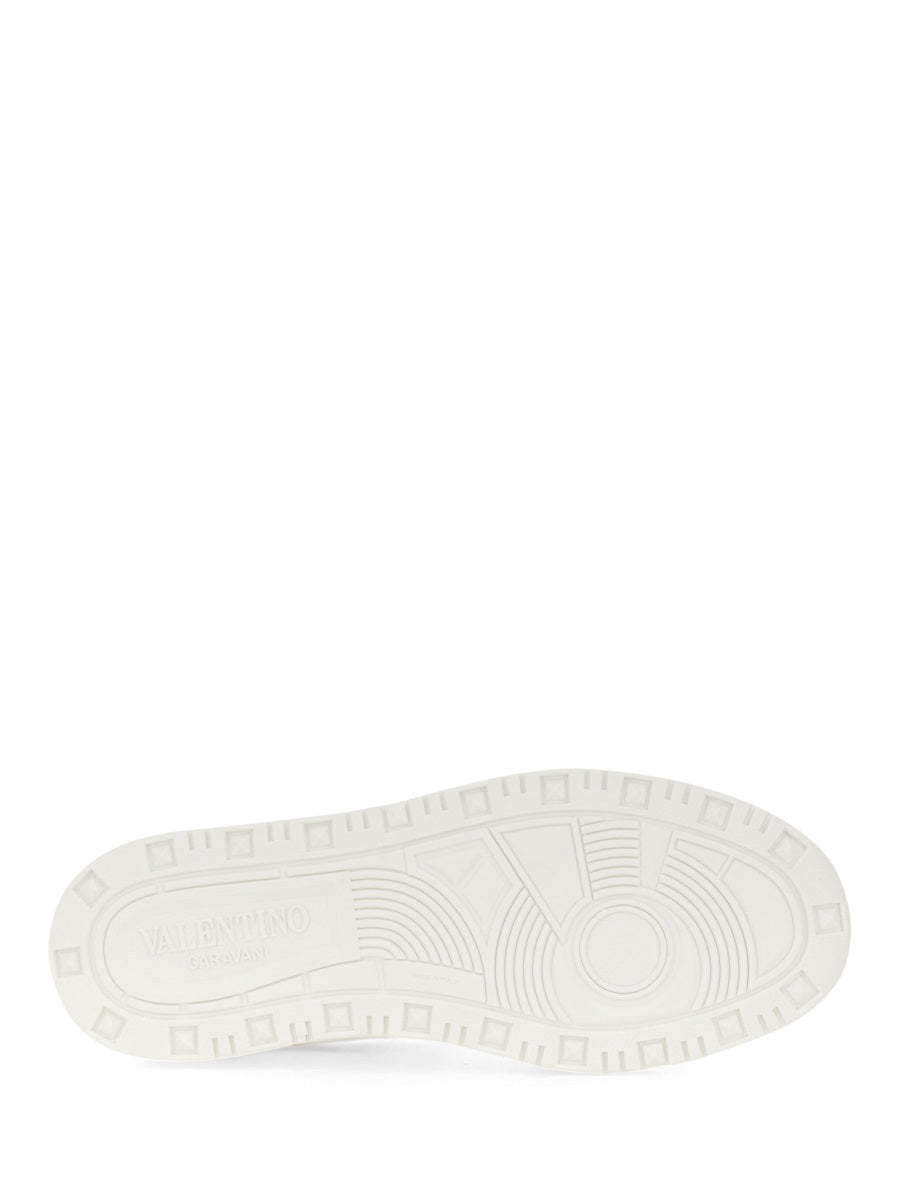 VALENTINO GARAVANI Low Top Sneaker Freedots
