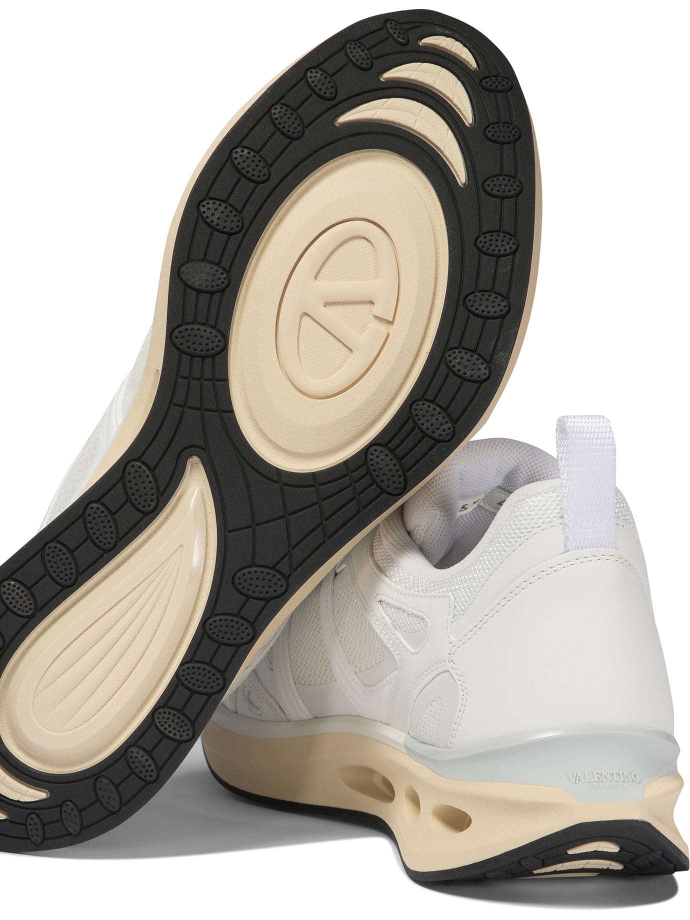 VALENTINO EasyJog Sneaker for Modern Men