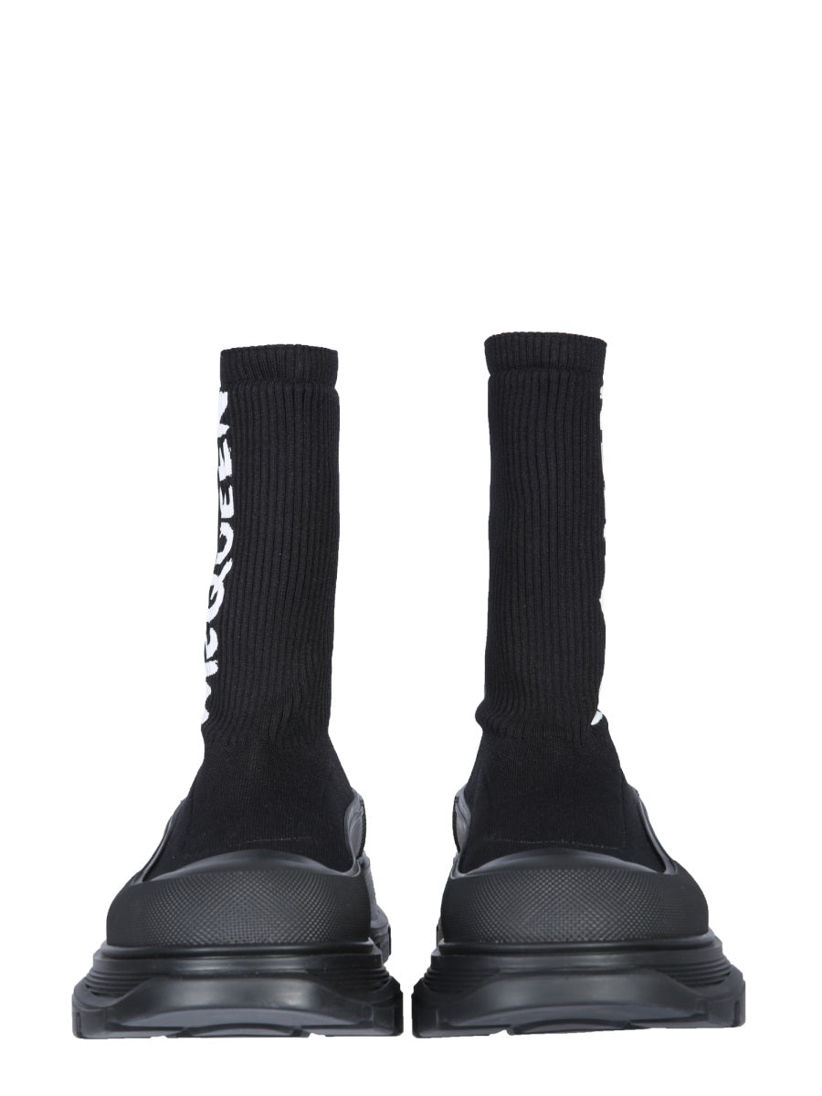 ALEXANDER McQUEEN Oversized Rubber Lug Sole Boot