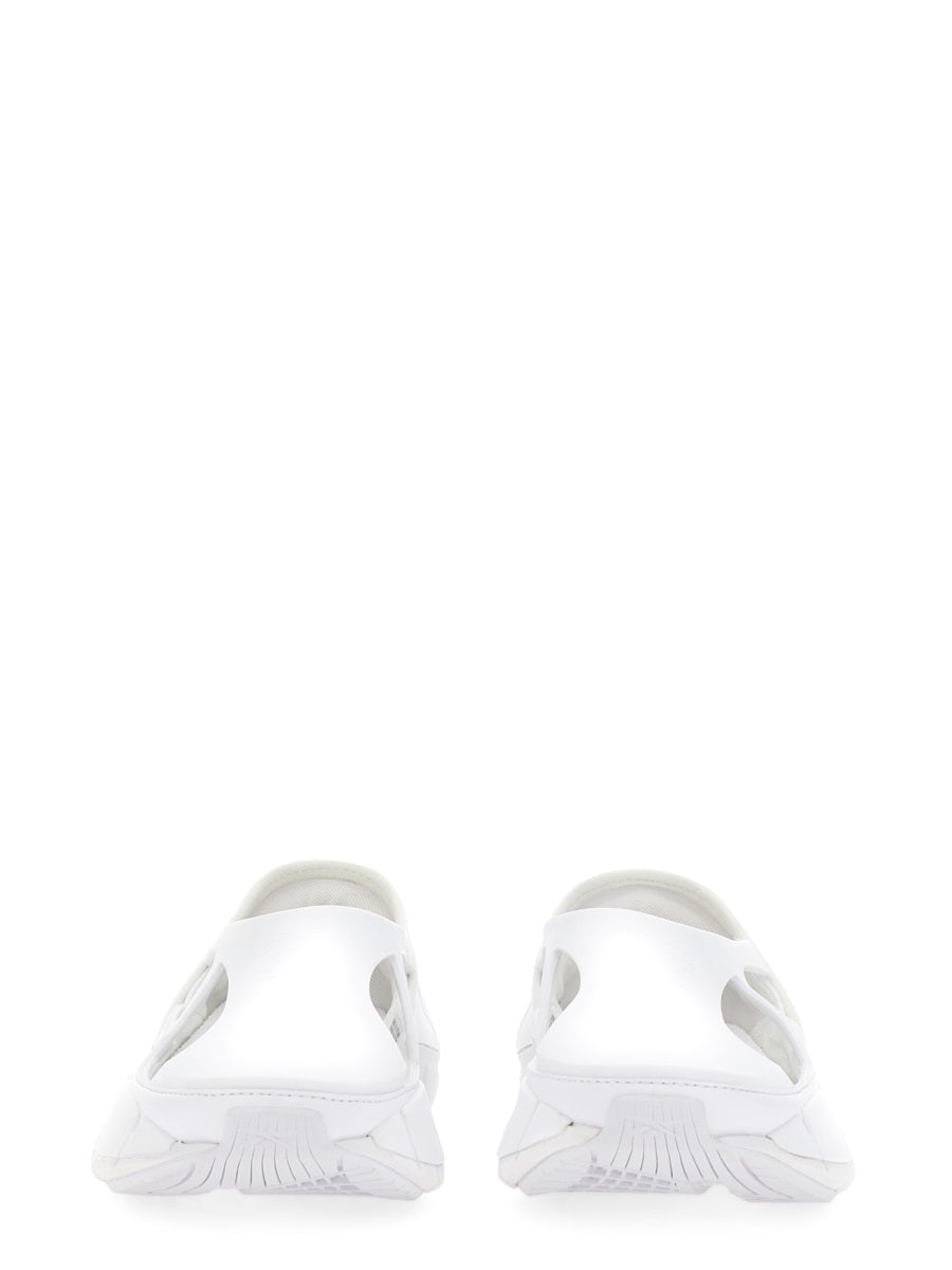 MAISON MARGIELA X REEBOK Oversized Sole Women's Sneakers - Project 0 Creased