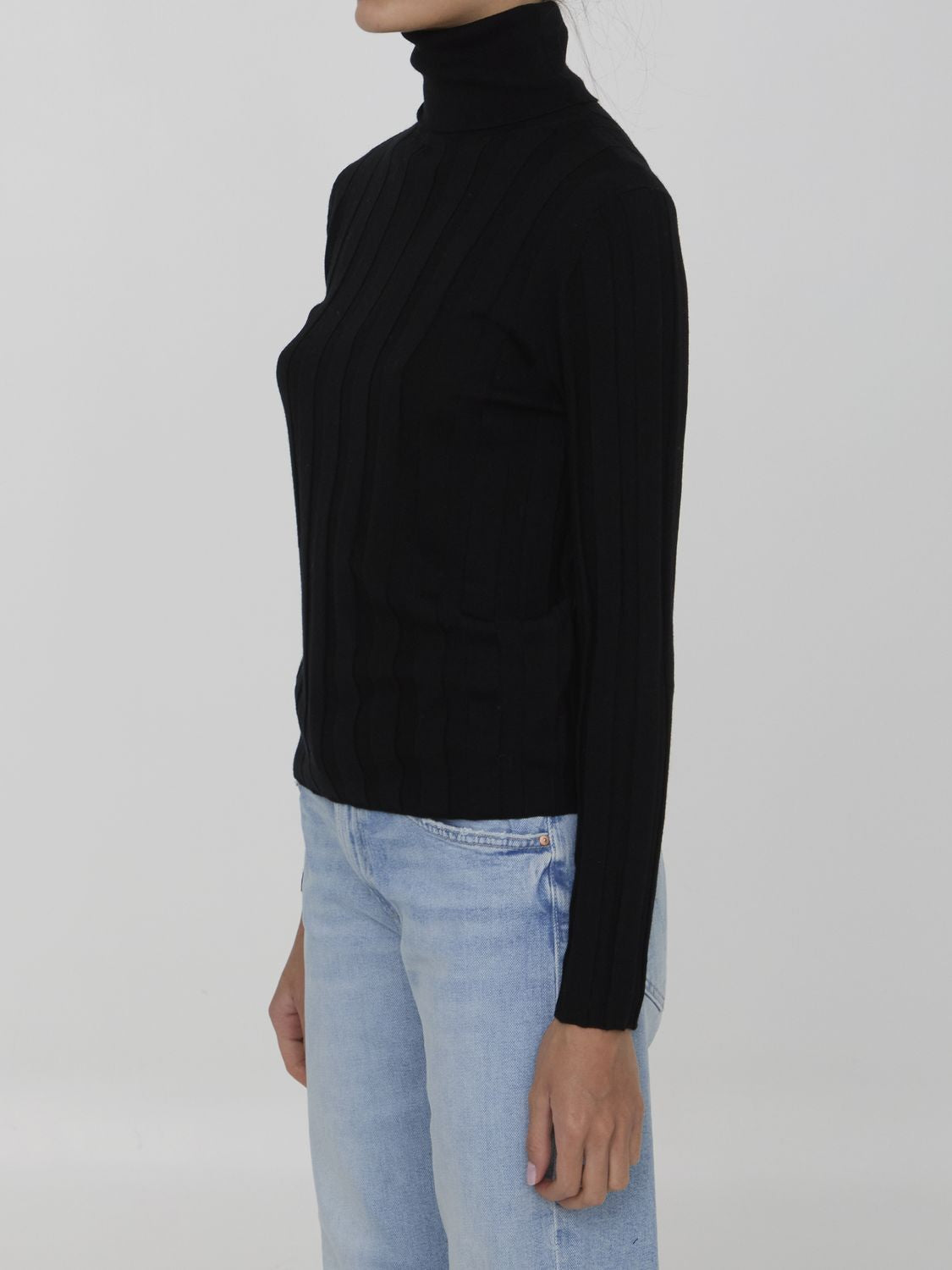 ALLUDE Regular Fit Turtleneck Jumper