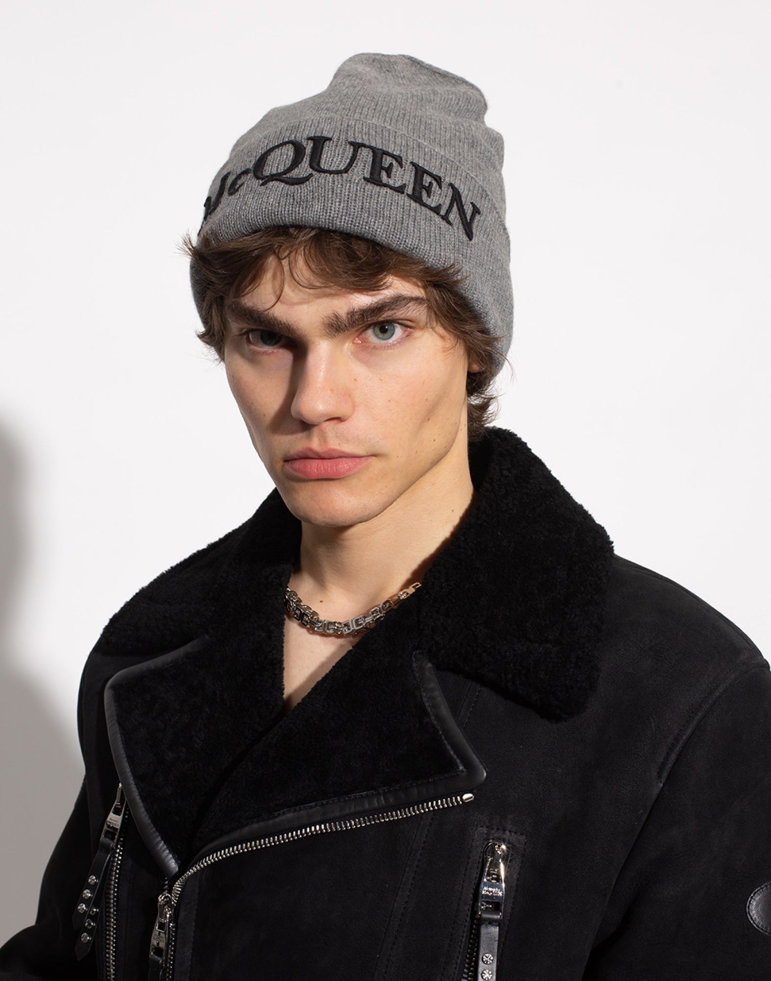 ALEXANDER MCQUEEN Logo Embroidered Cashmere Beanie