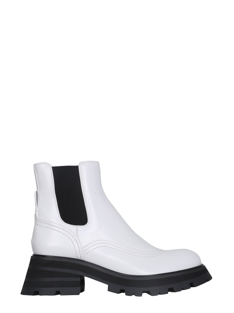 ALEXANDER MCQUEEN Wander Chelsea Boots with Oversized Toothed Sole