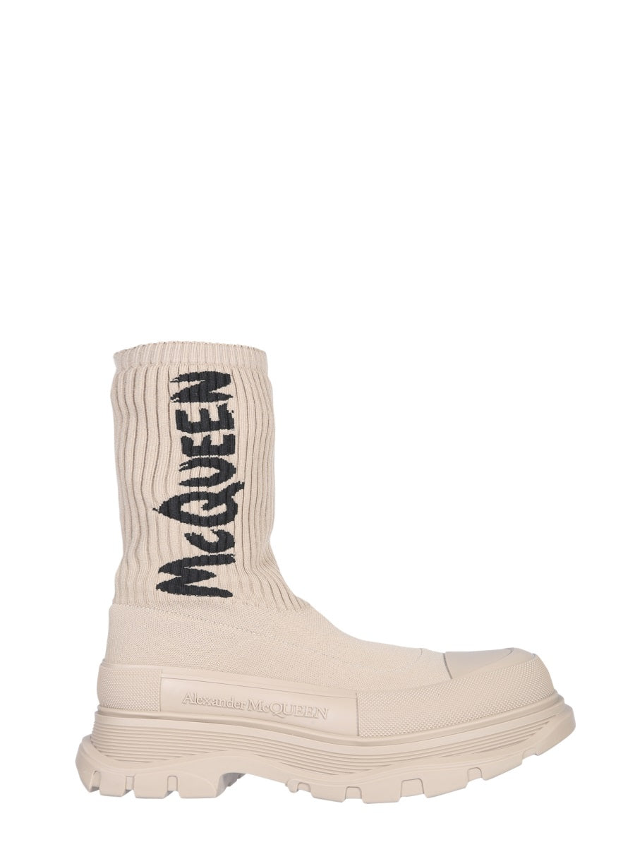 ALEXANDER MCQUEEN Oversized Rubber Lug Sole Boot