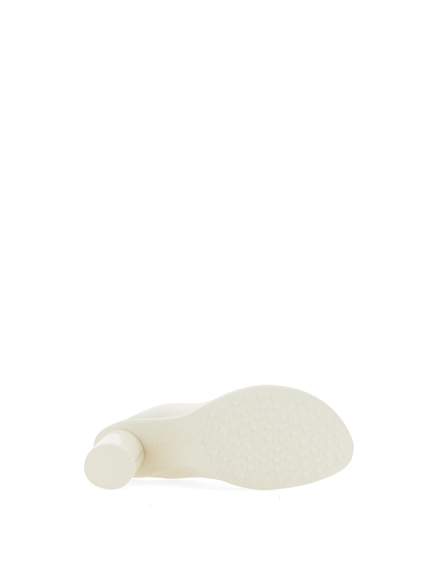 BOTTEGA VENETA Atomic Notched Rubber Flat Pumps - 9 cm Heel