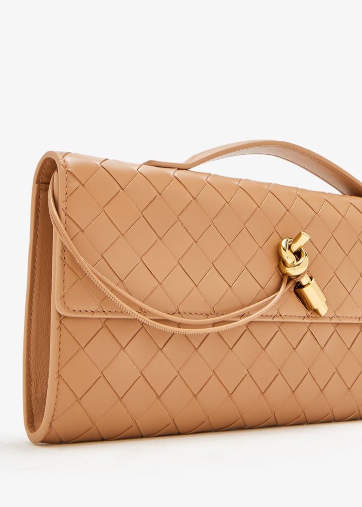 BOTTEGA VENETA Andiamo Long Clutch - 13 x 31 x 3 cm