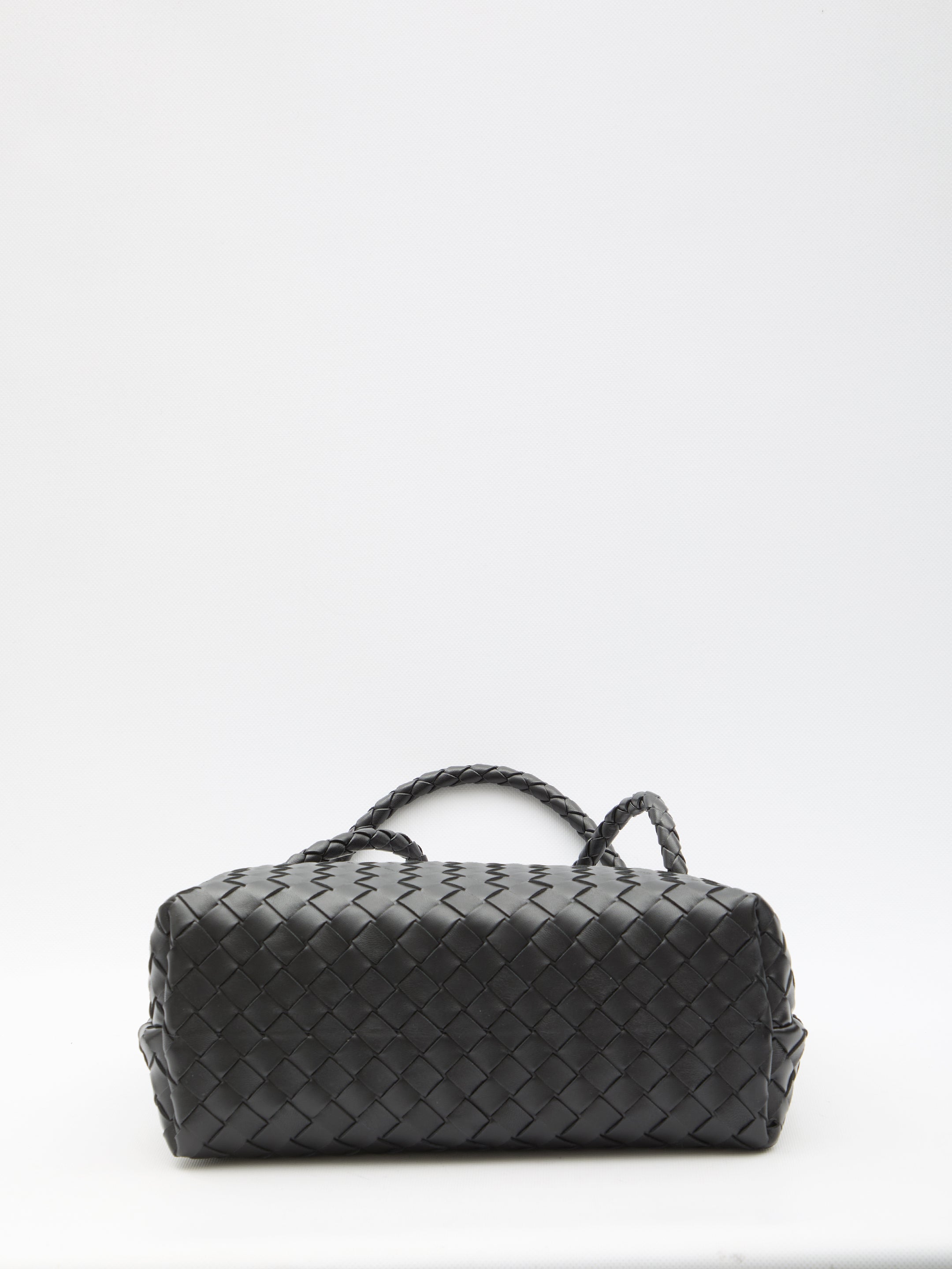 BOTTEGA VENETA Andiamo Medium Handbag - Timeless Elegance