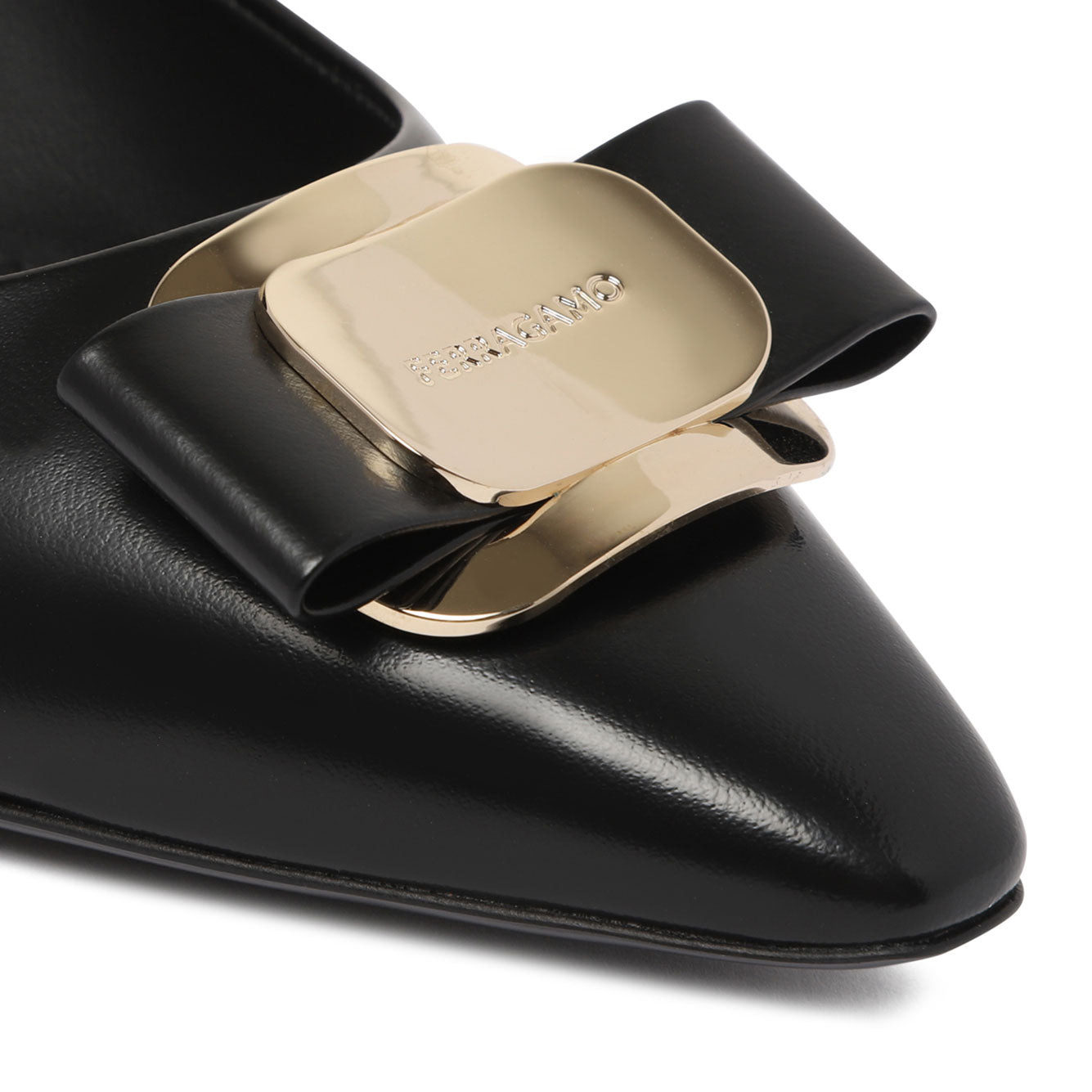 Ferragamo Elegant Lambskin Heel Shoes for Women