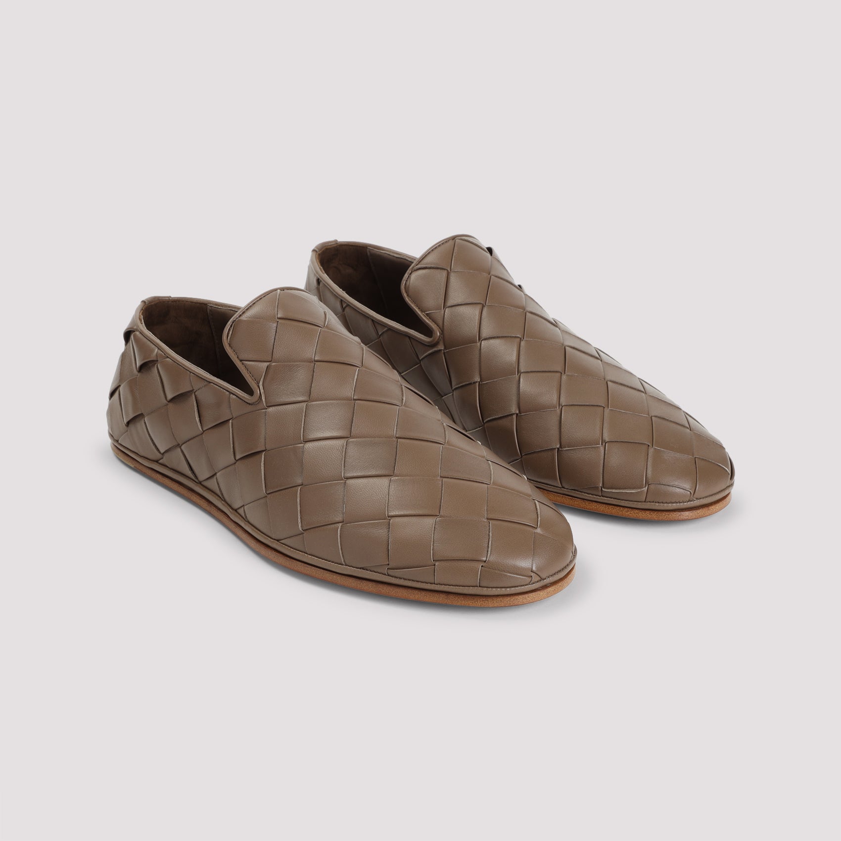 BOTTEGA VENETA Men's Sunday Slippers - Perfect for Spring/Summer 2025