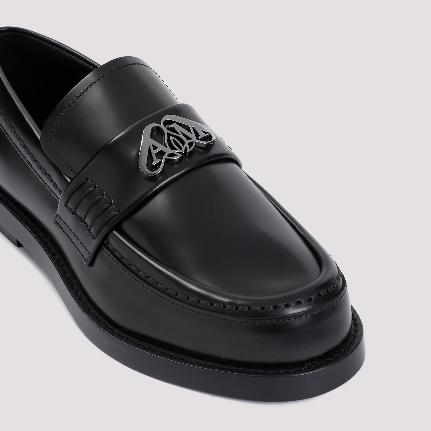 ALEXANDER MCQUEEN Seal Loafers for Women - SS24 Collection