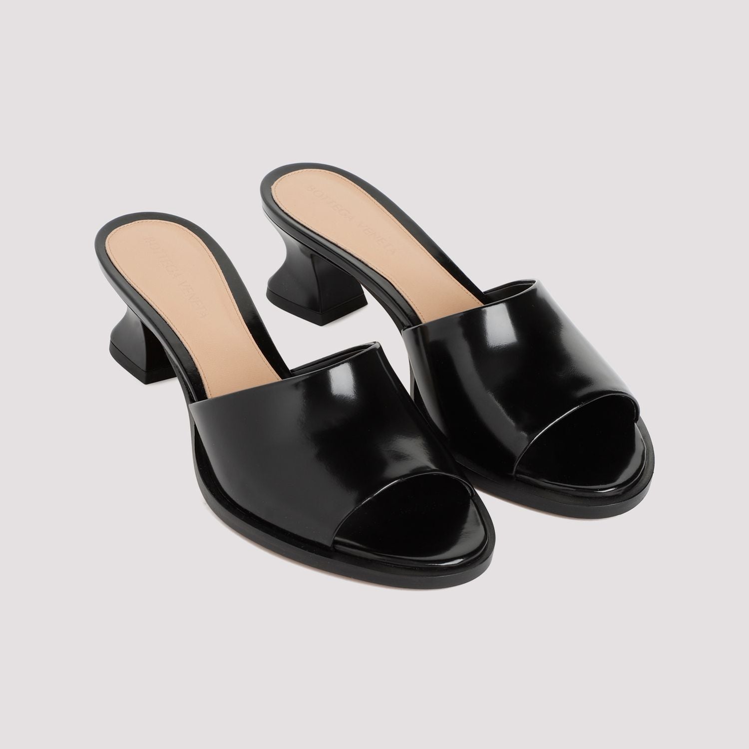 BOTTEGA VENETA Sculpted Leather Flat Sandals