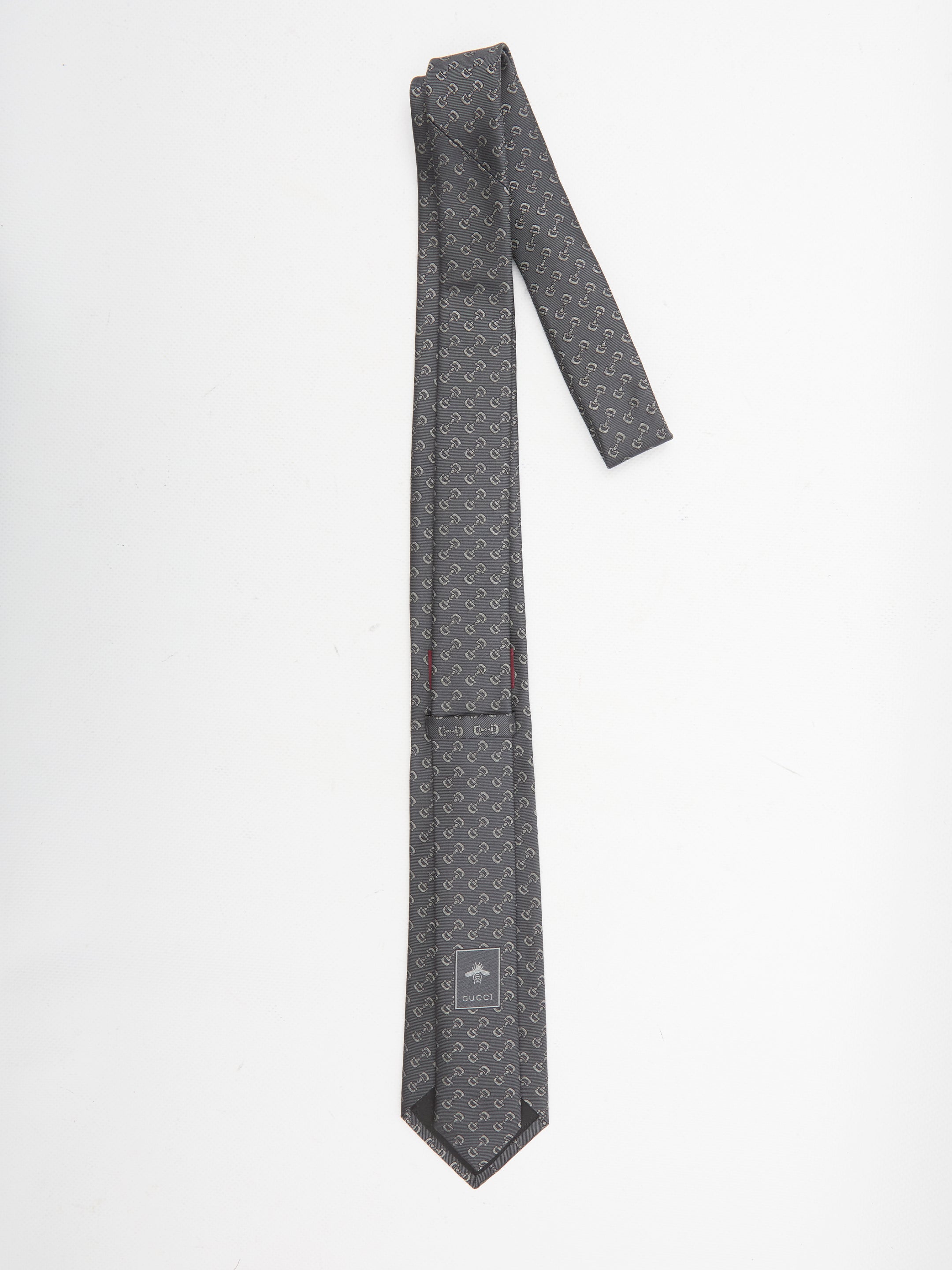 GUCCI Classic Jacquard Silk Tie 7x148cm