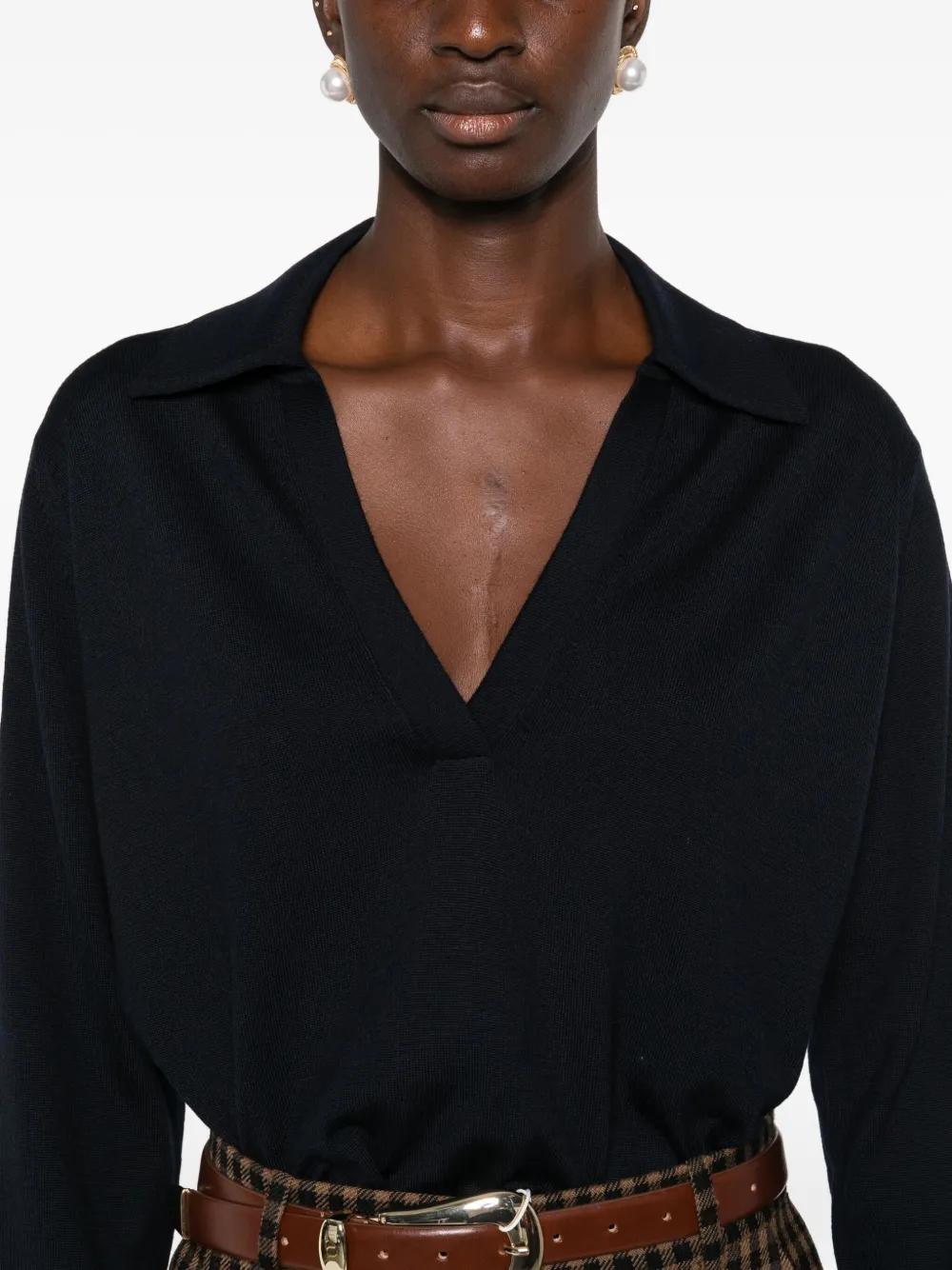 GUCCI Women's Elegant Knitwear - FW25 Collection