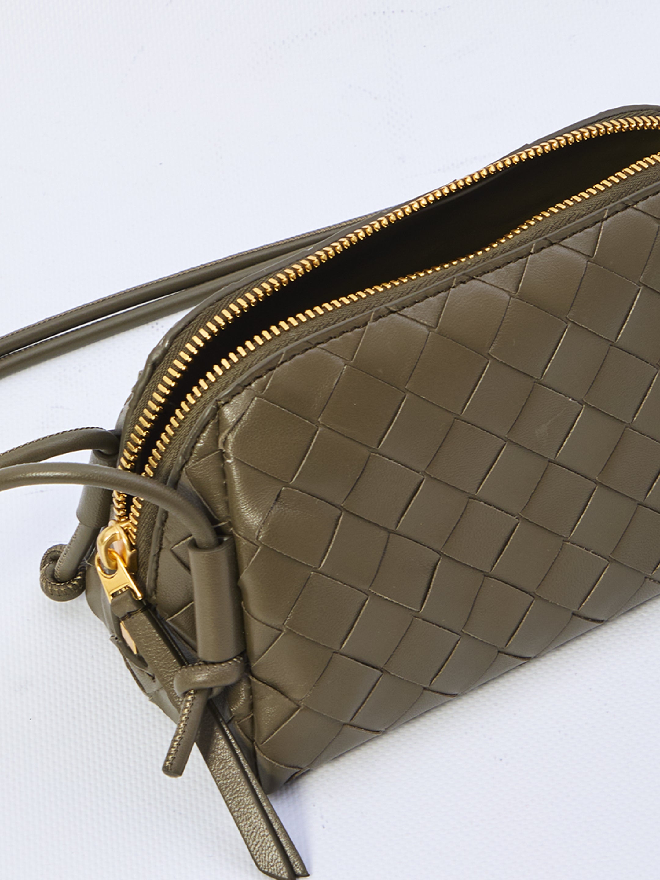 BOTTEGA VENETA Mini Intrecciato Concert Handbag - FW25 Collection