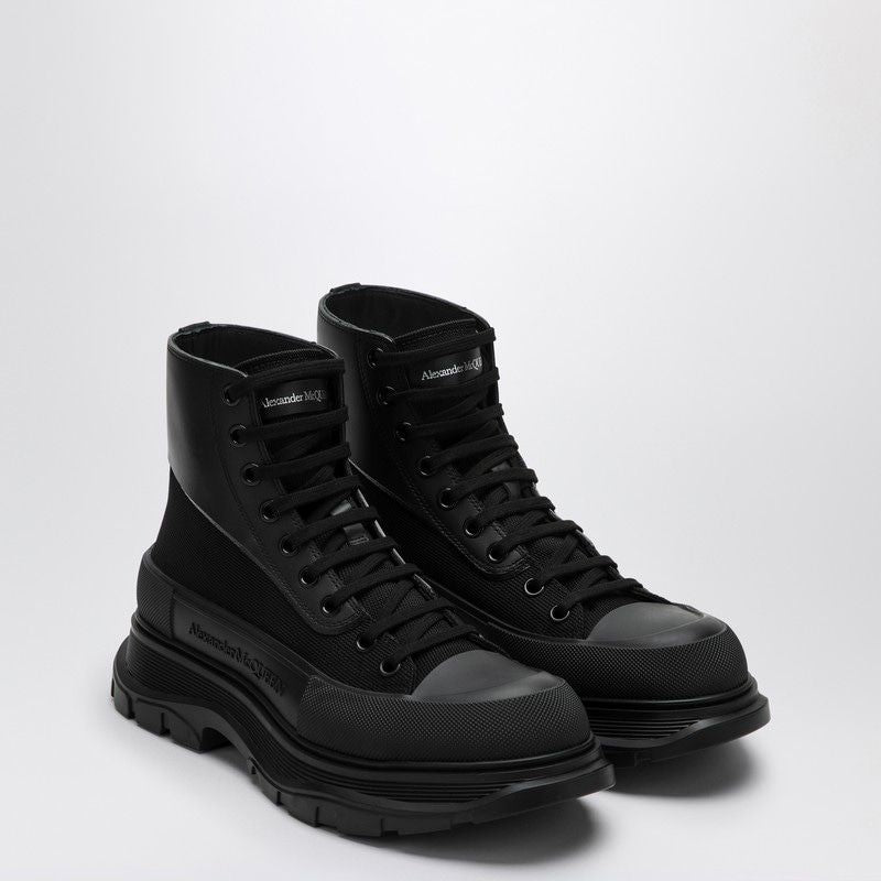 ALEXANDER MCQUEEN Men's Ankle Lace-Up Tread Slick Boots