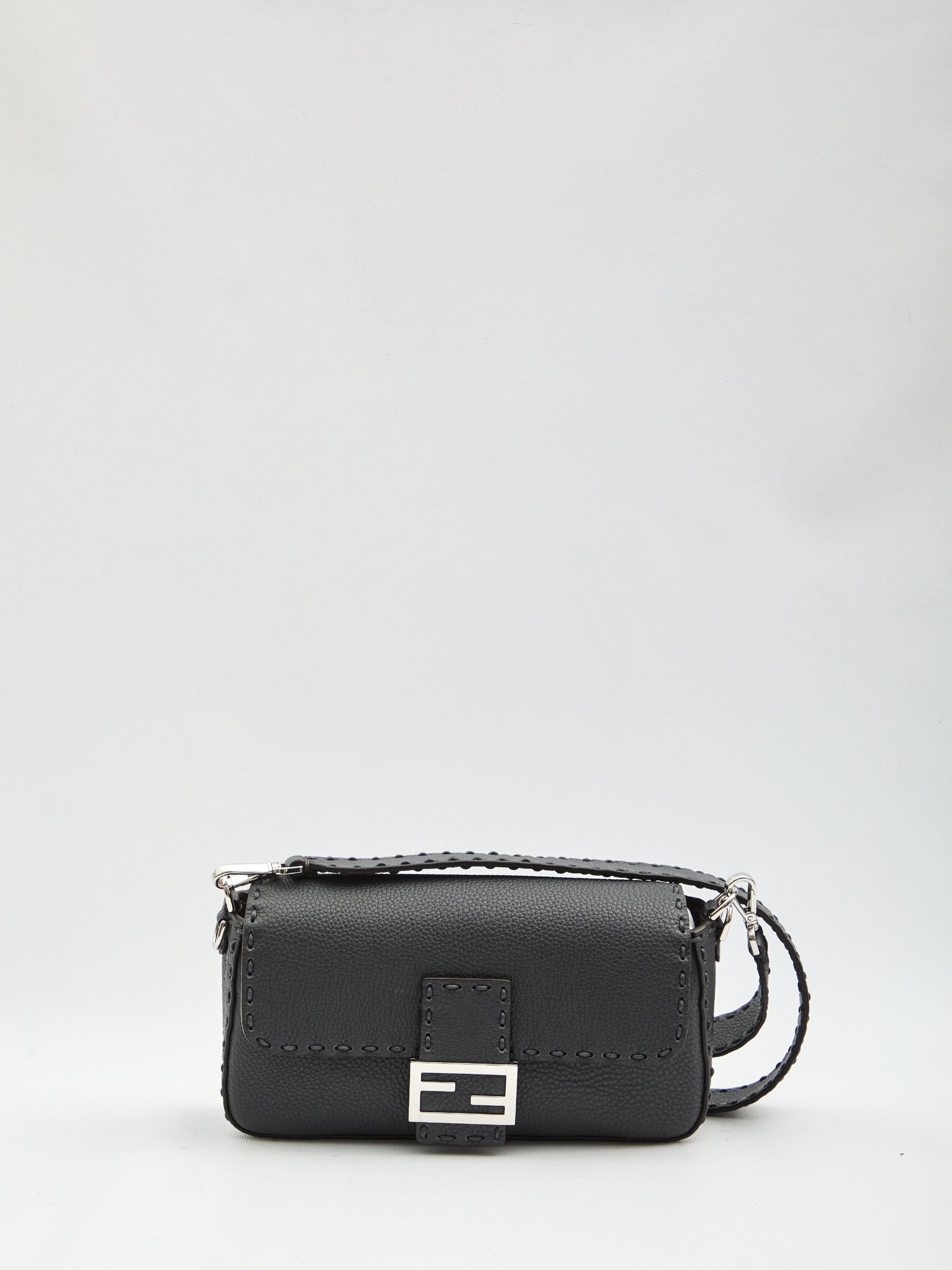 FENDI Grained Leather Baguette Handbag - W 27.5 X H 14 X D 6 CM