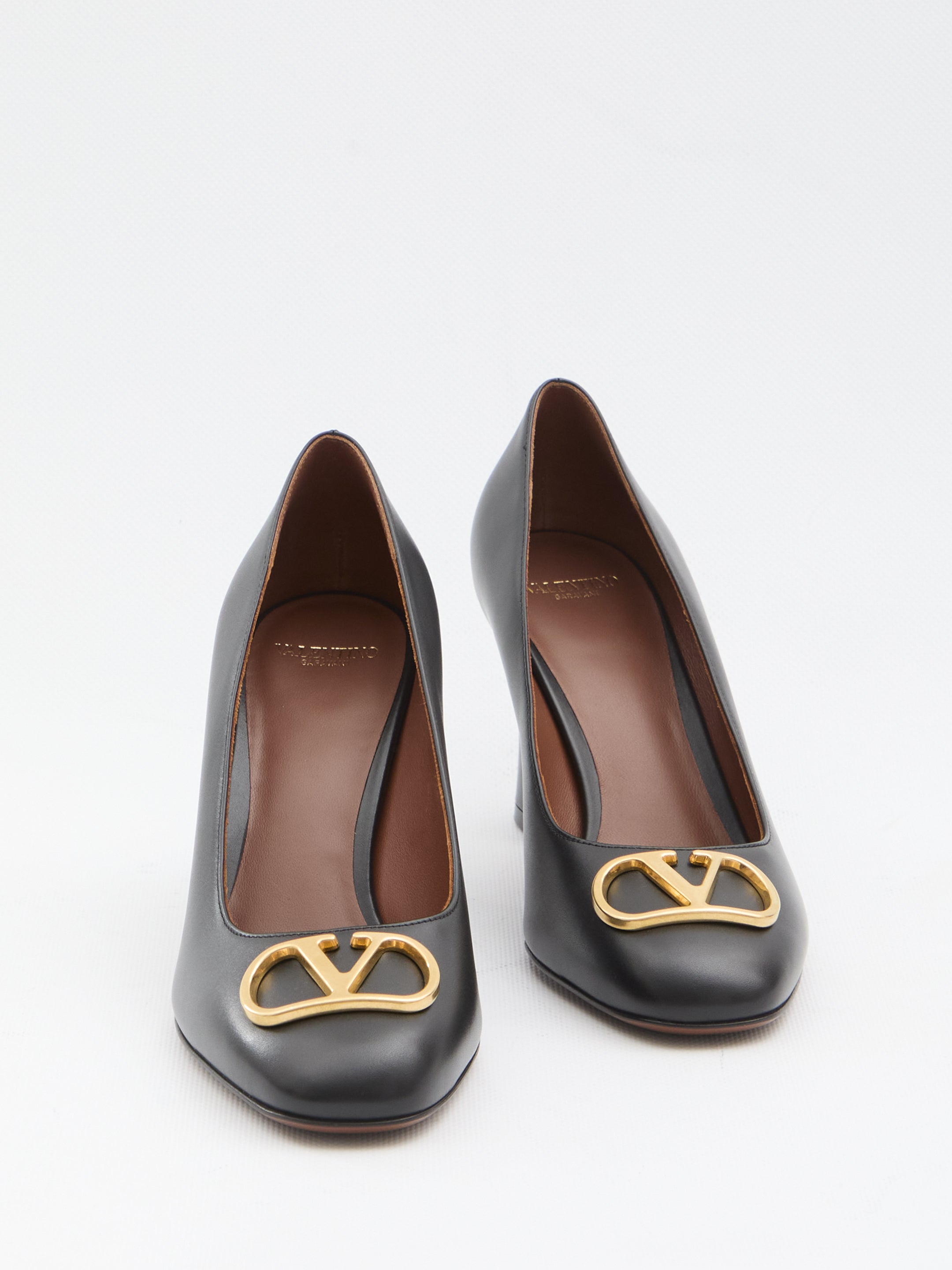 VALENTINO GARAVANI Signature VLOGO Pumps