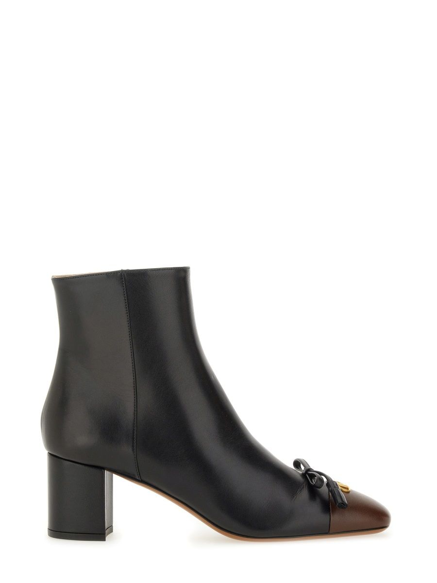 VALENTINO GARAVANI Elegant Leather Boots for Women - FW25 Collection