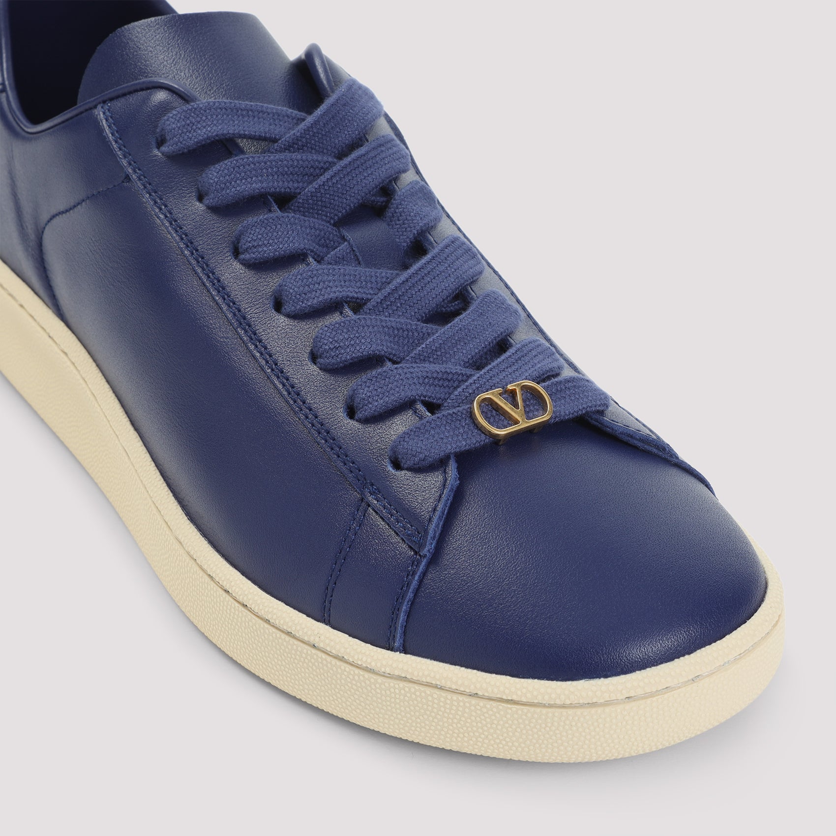 VALENTINO GARAVANI Royco Leather Sneakers for Men - FW25 Edition