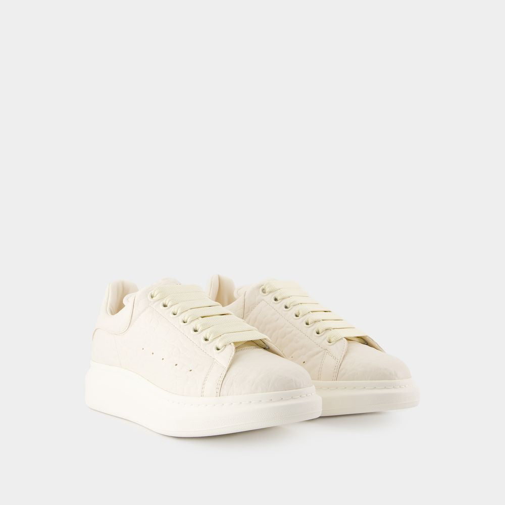 ALEXANDER MCQUEEN Oversized Sneaker for Men - FW24 Collection