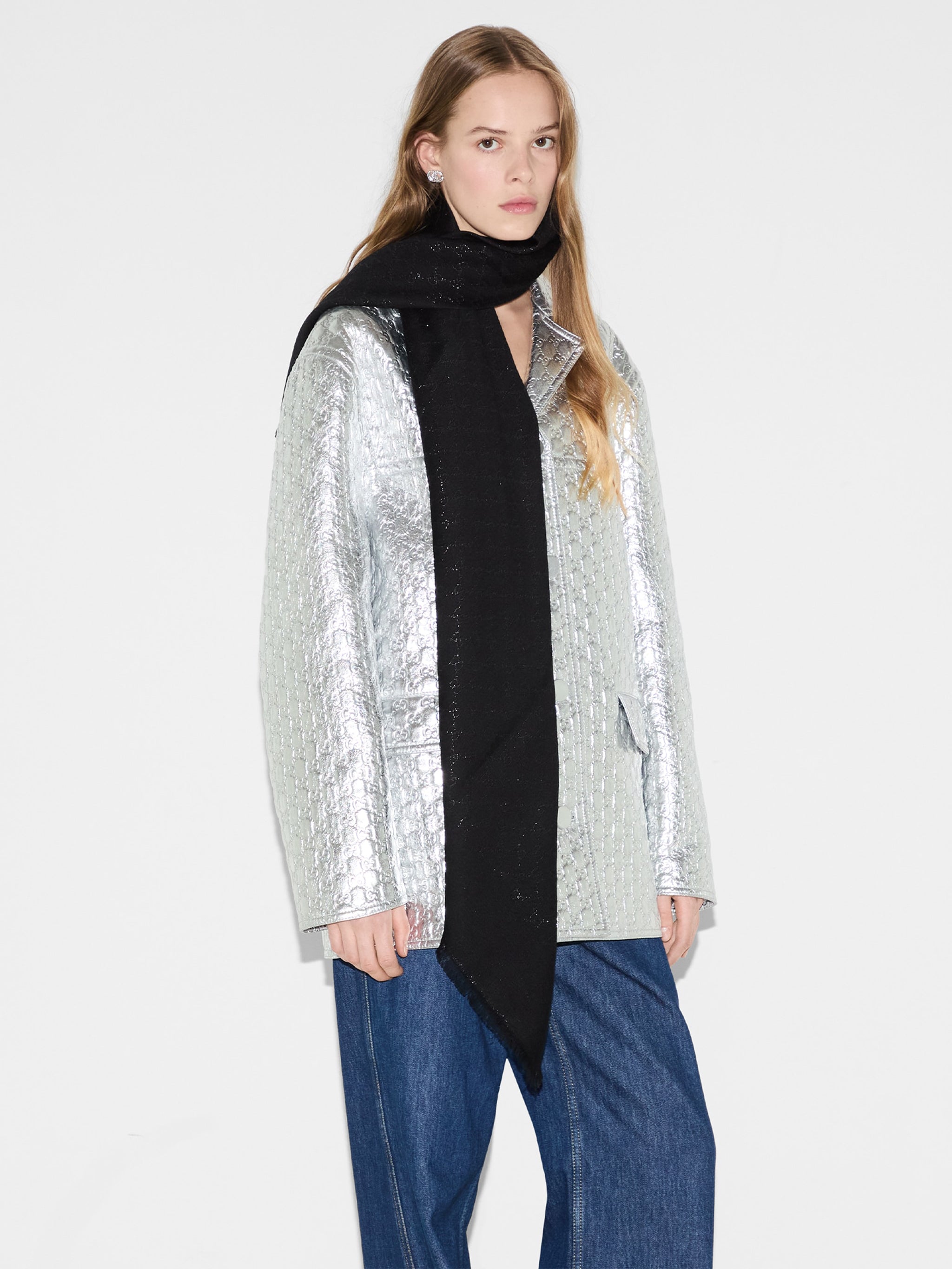 GUCCI Luxe Wool and Silk Scarf with GG Jacquard - 125 cm x 125 cm