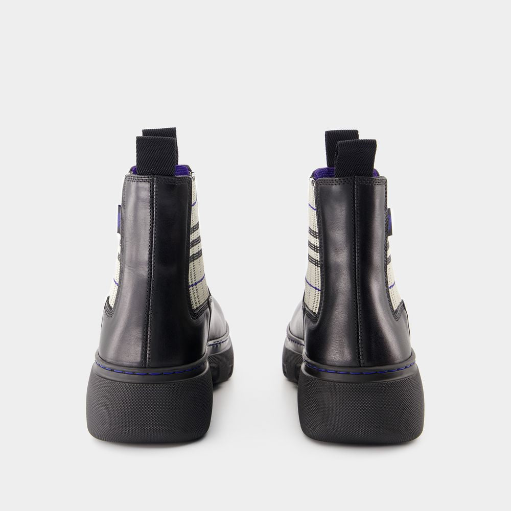 BURBERRY Creeper Chelsea Low Ankle Boots for Women - SS25 Collection