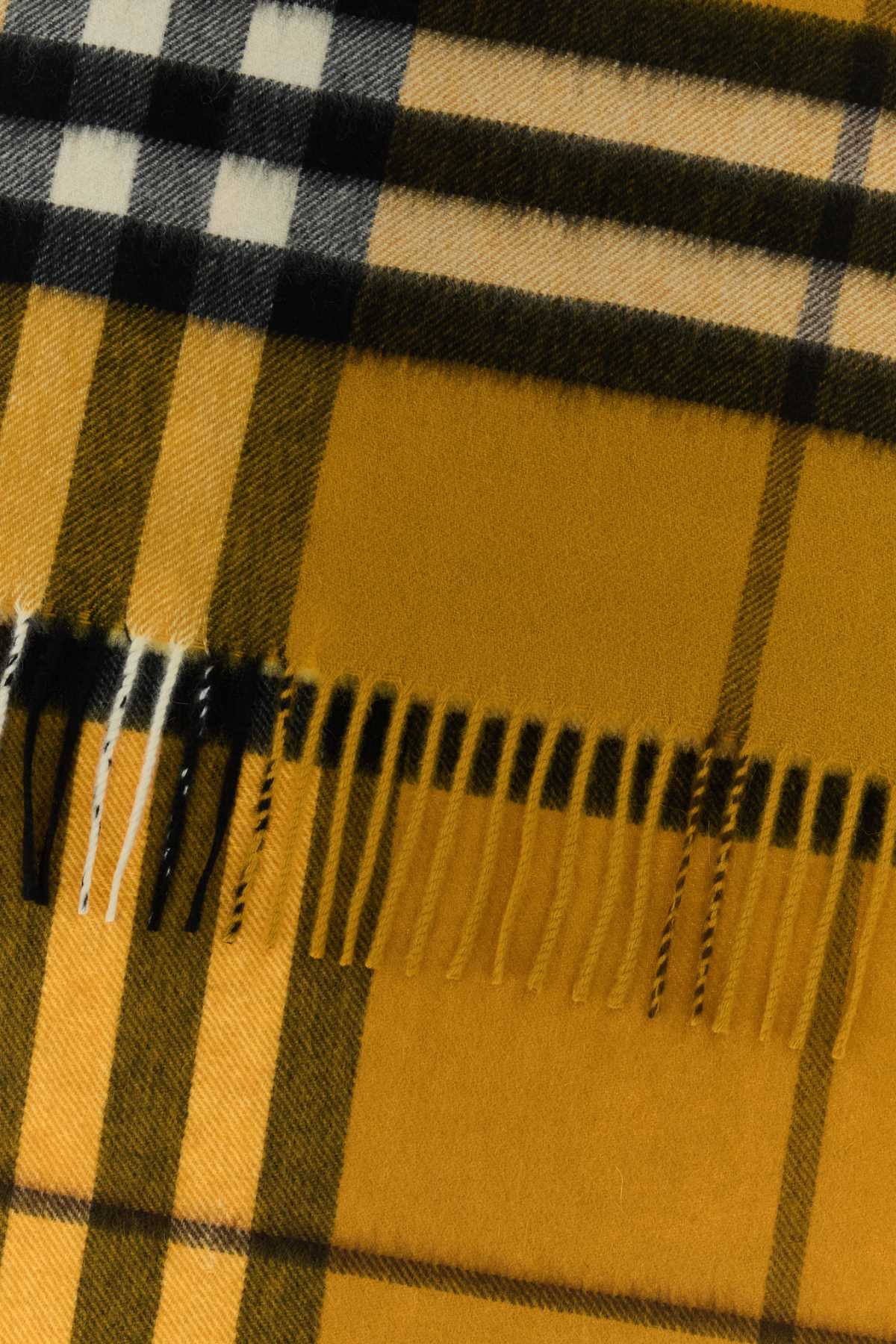 BURBERRY Checked Cashmere Scarf
