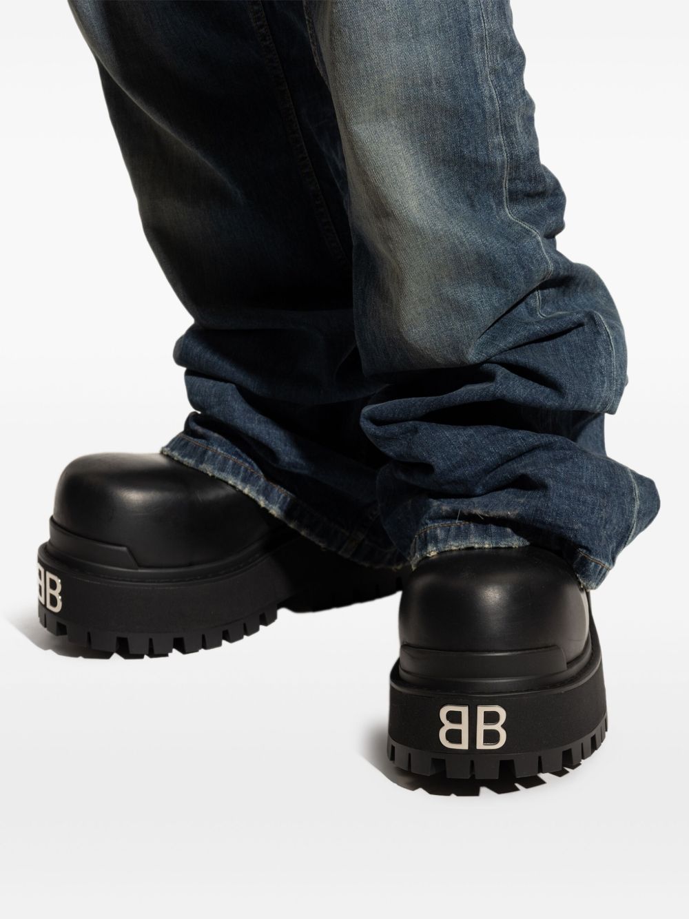 BALENCIAGA Giant Leather Boots