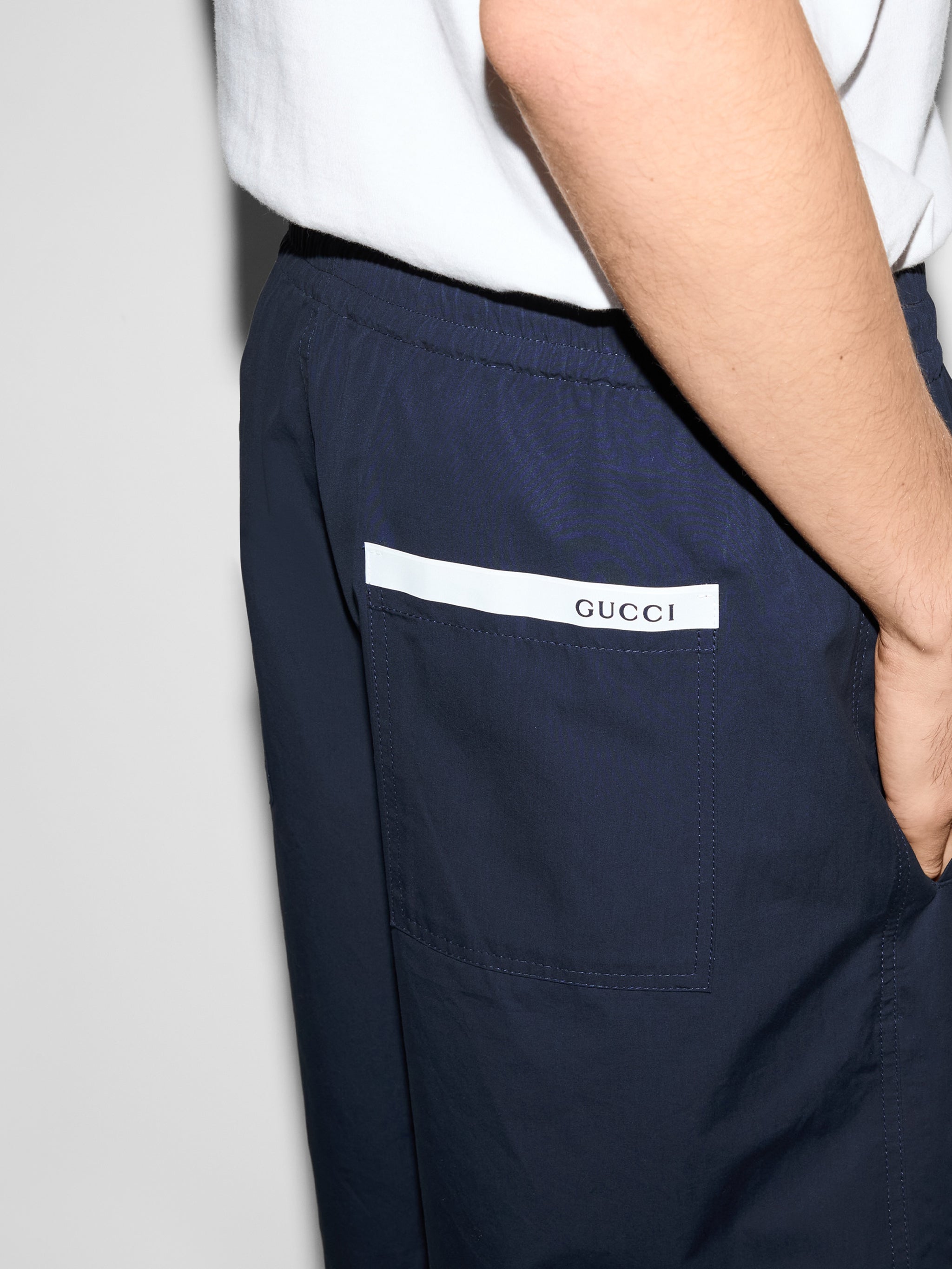 GUCCI Men's Poplin Bermuda Shorts with Stylish Piping