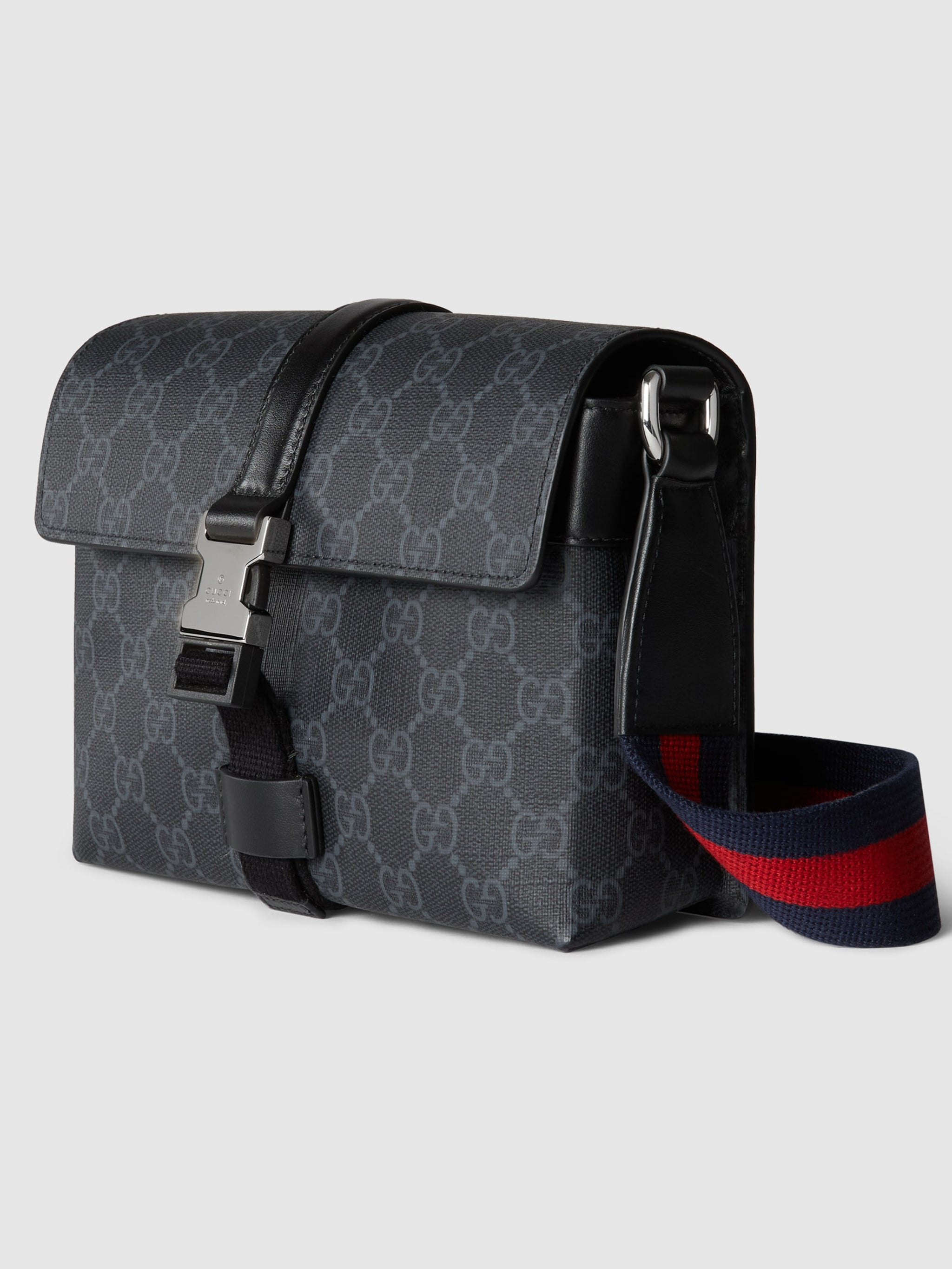 GUCCI Super Mini GG Handbag - Compact Elegance (Height: 13.5 cm, Width: 18.5 cm, Depth: 7 cm)