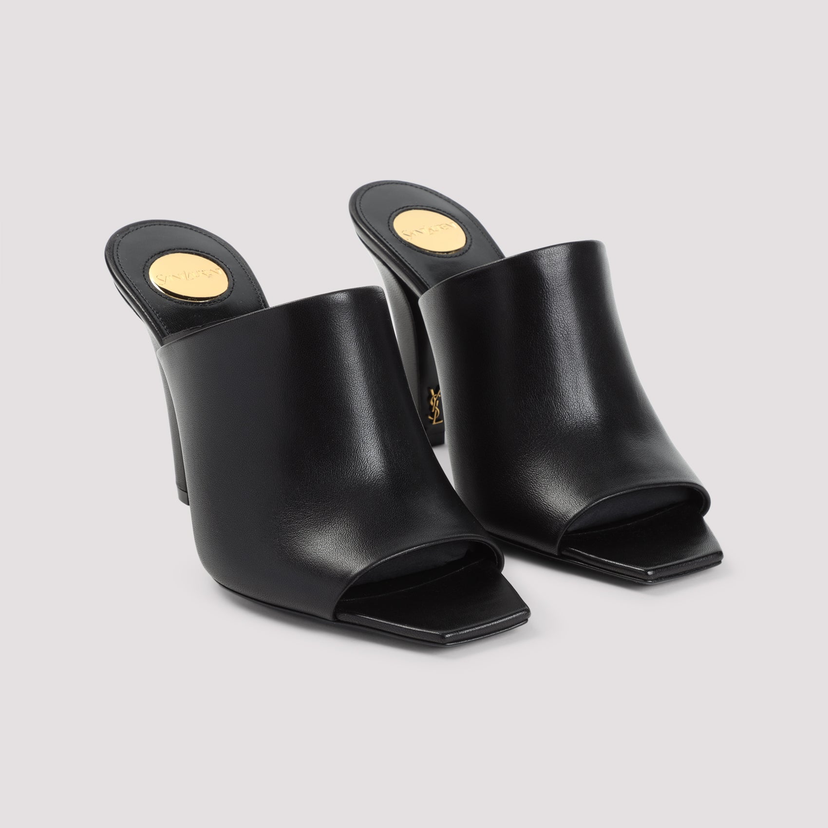 SAINT LAURENT Leather Flat Jill Shoes