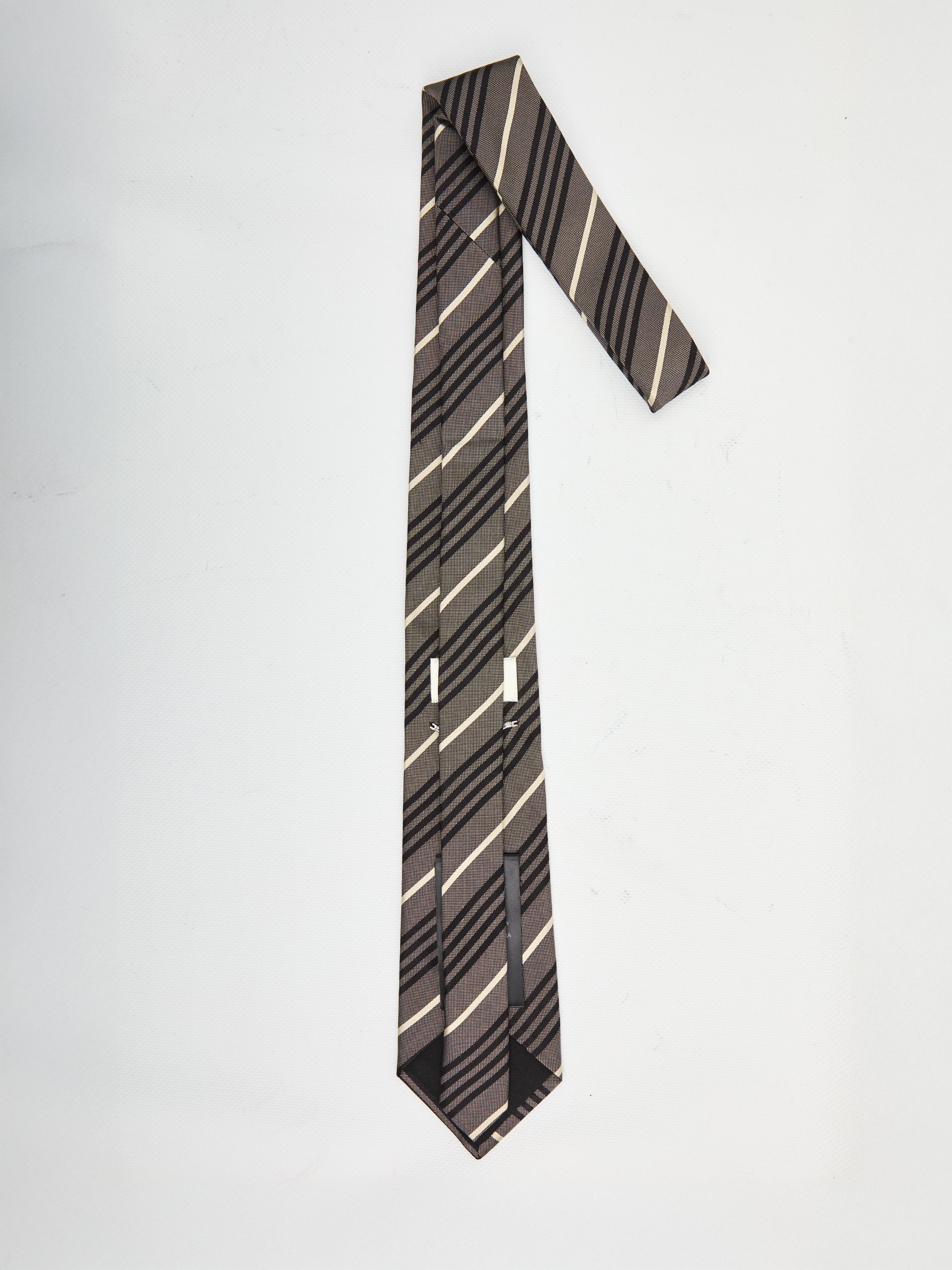 SAINT LAURENT Wide Tapered Silk Tie - 8 x 140 cm