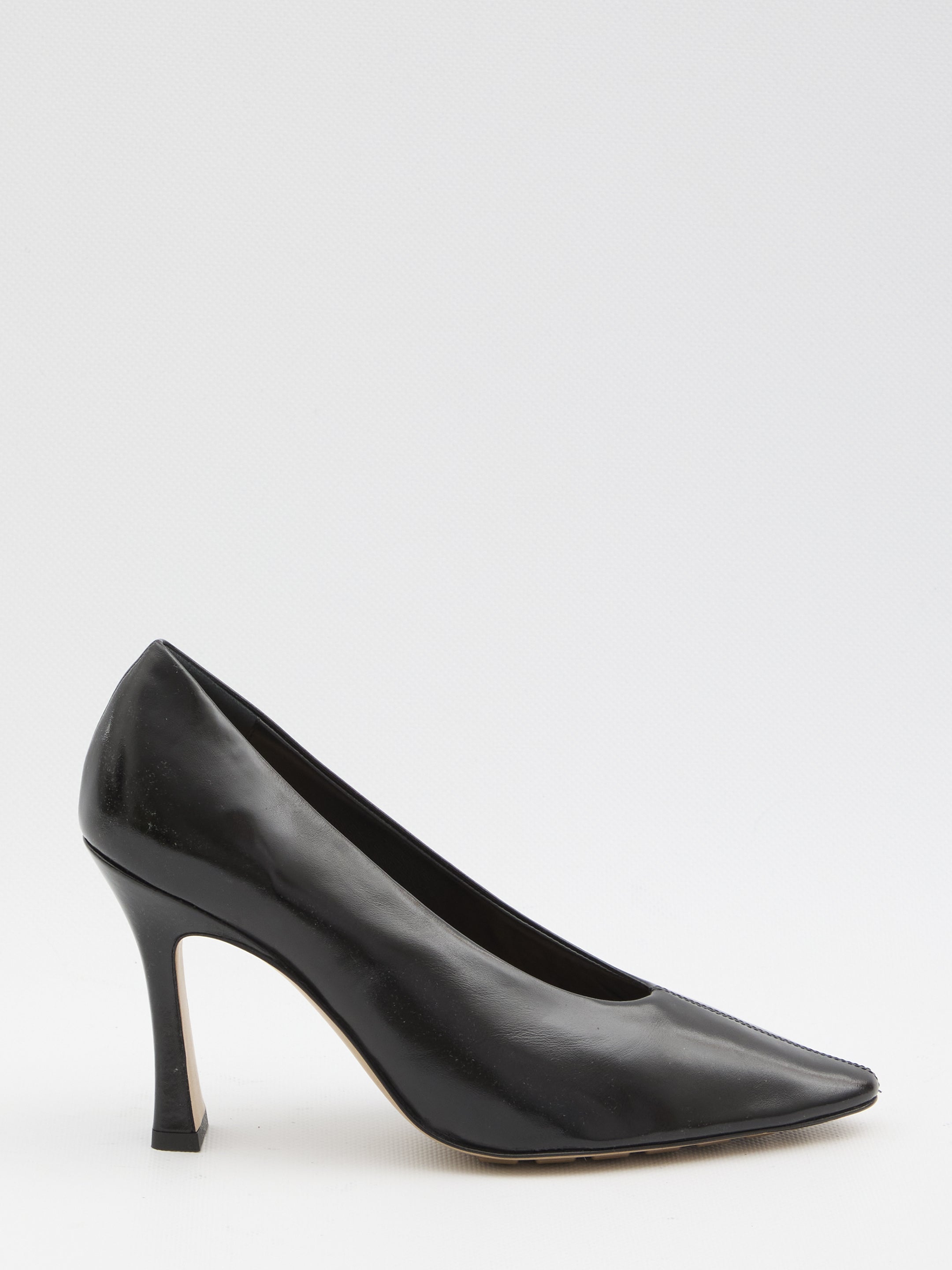 BOTTEGA VENETA Sophisticated Slip-On Pointed Pumps with High Heel