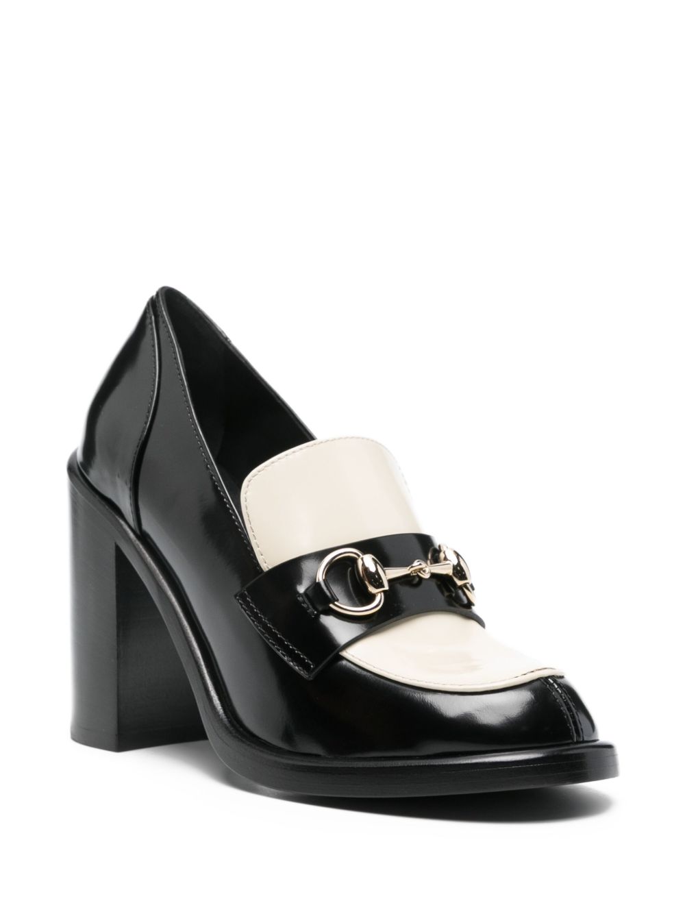 GUCCI Elegant Flat Shoes for Women