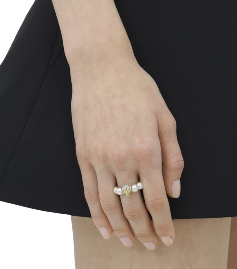 ALEXANDER MCQUEEN Skull and Pearl Mini Ring