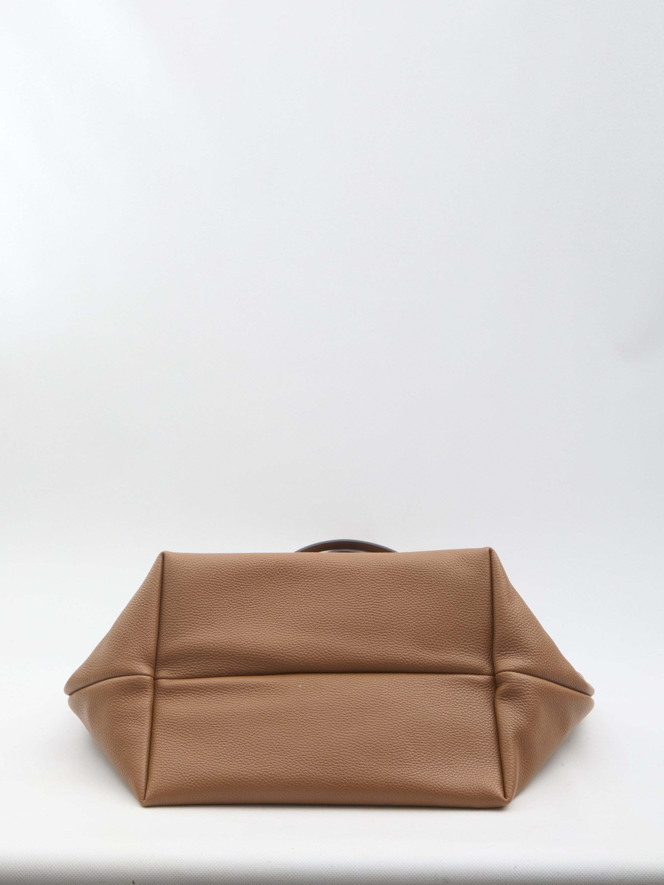 GUCCI Classic Shopping Handbag