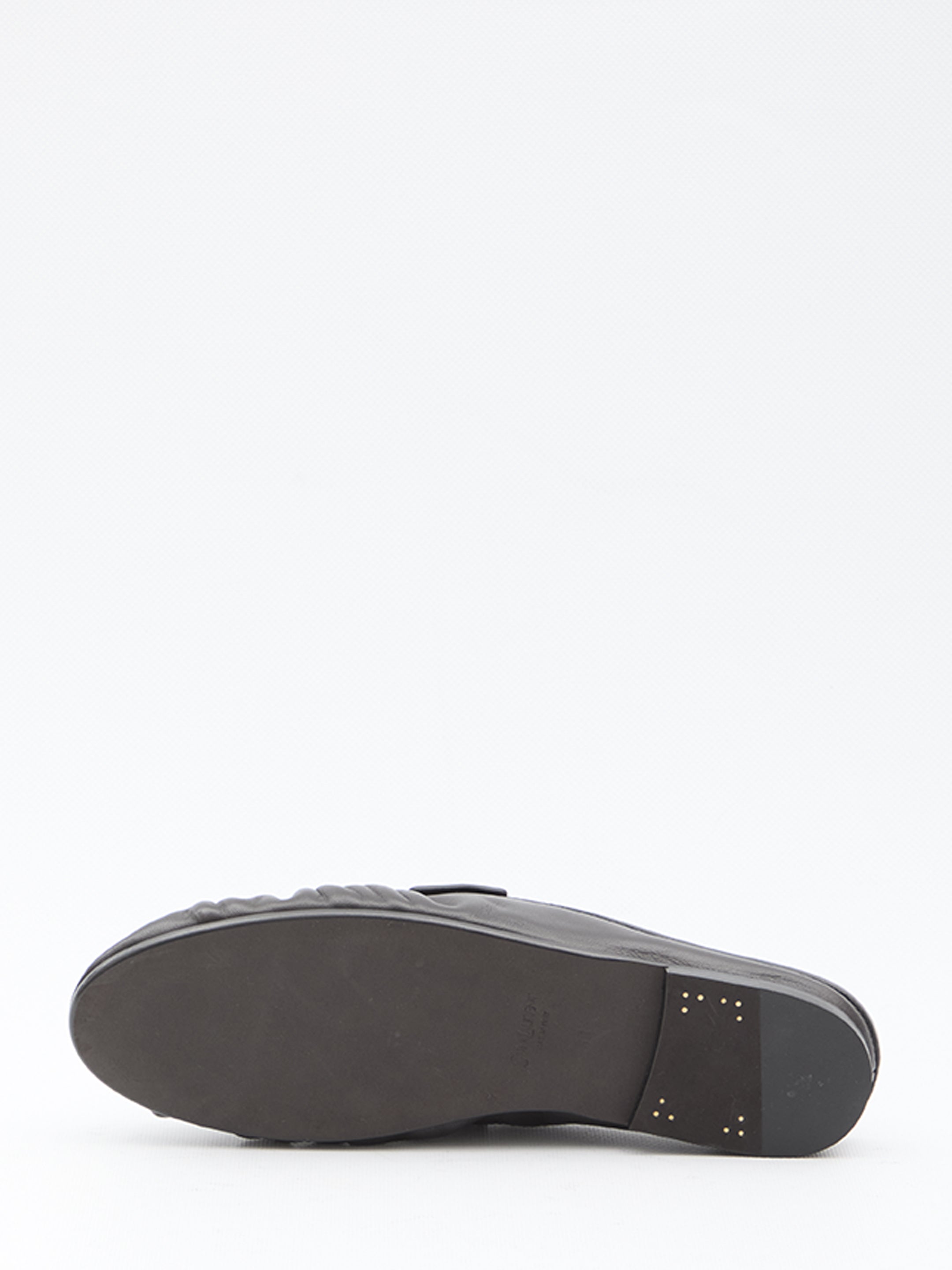 SAINT LAURENT Elegant Flat Moccasins with Hand-Stitched Detail
