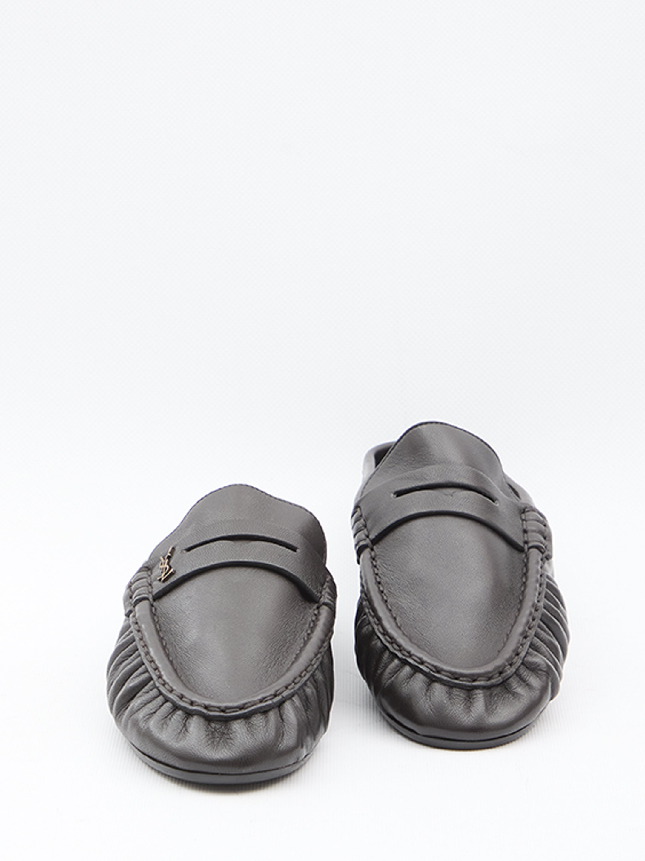 SAINT LAURENT Elegant Flat Moccasins with Hand-Stitched Detail