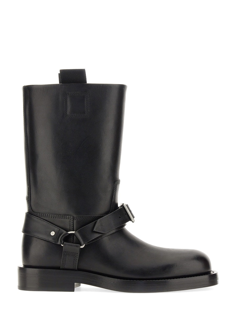 BURBERRY Saddle Boot for Women - Stylish and Elegant