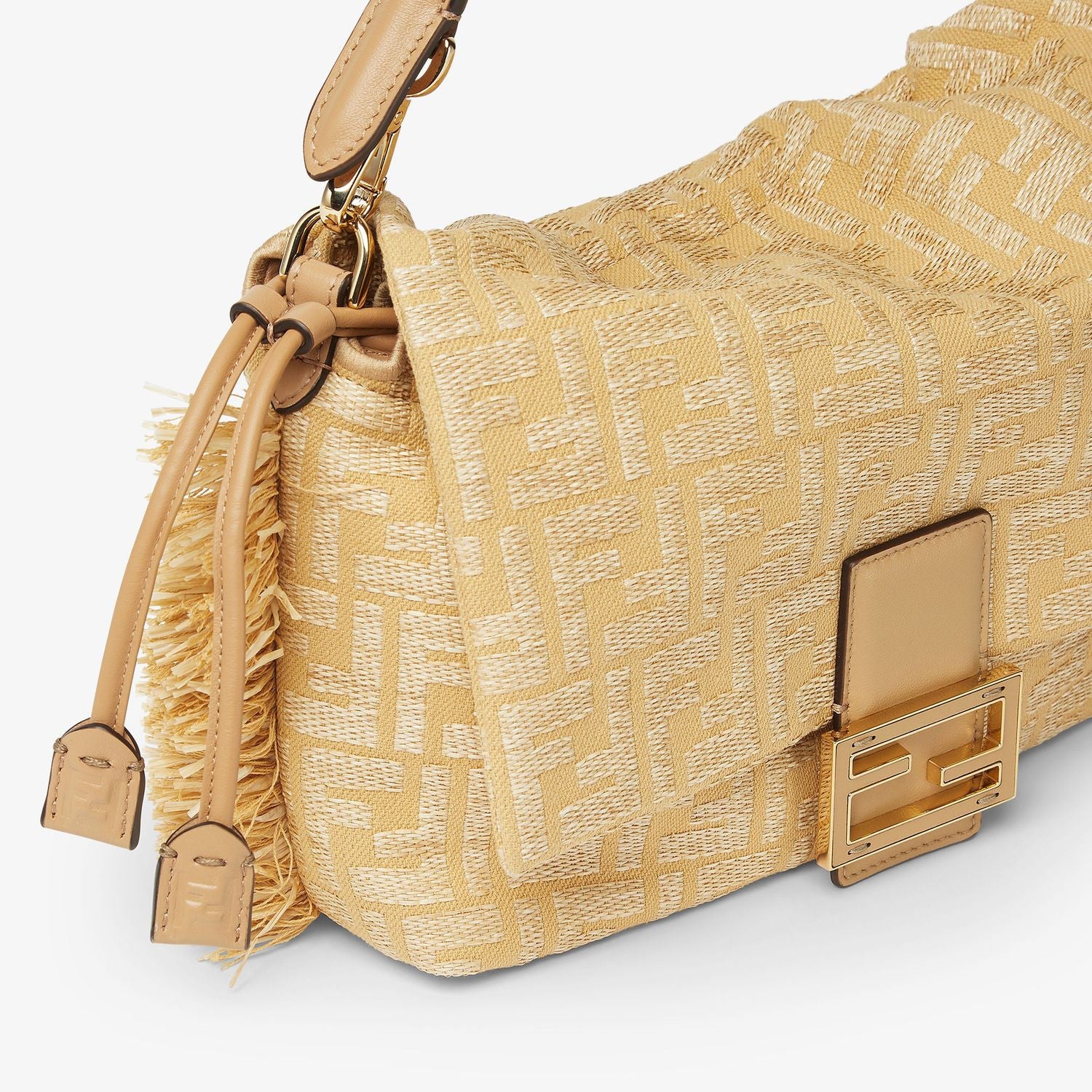 FENDI Stylish Baguette Handbag - SS25