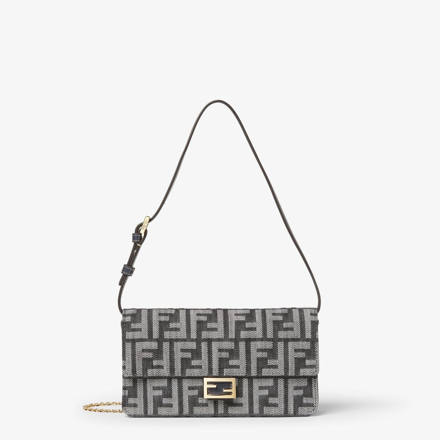 FENDI Stylish Handbag with Unique Texture