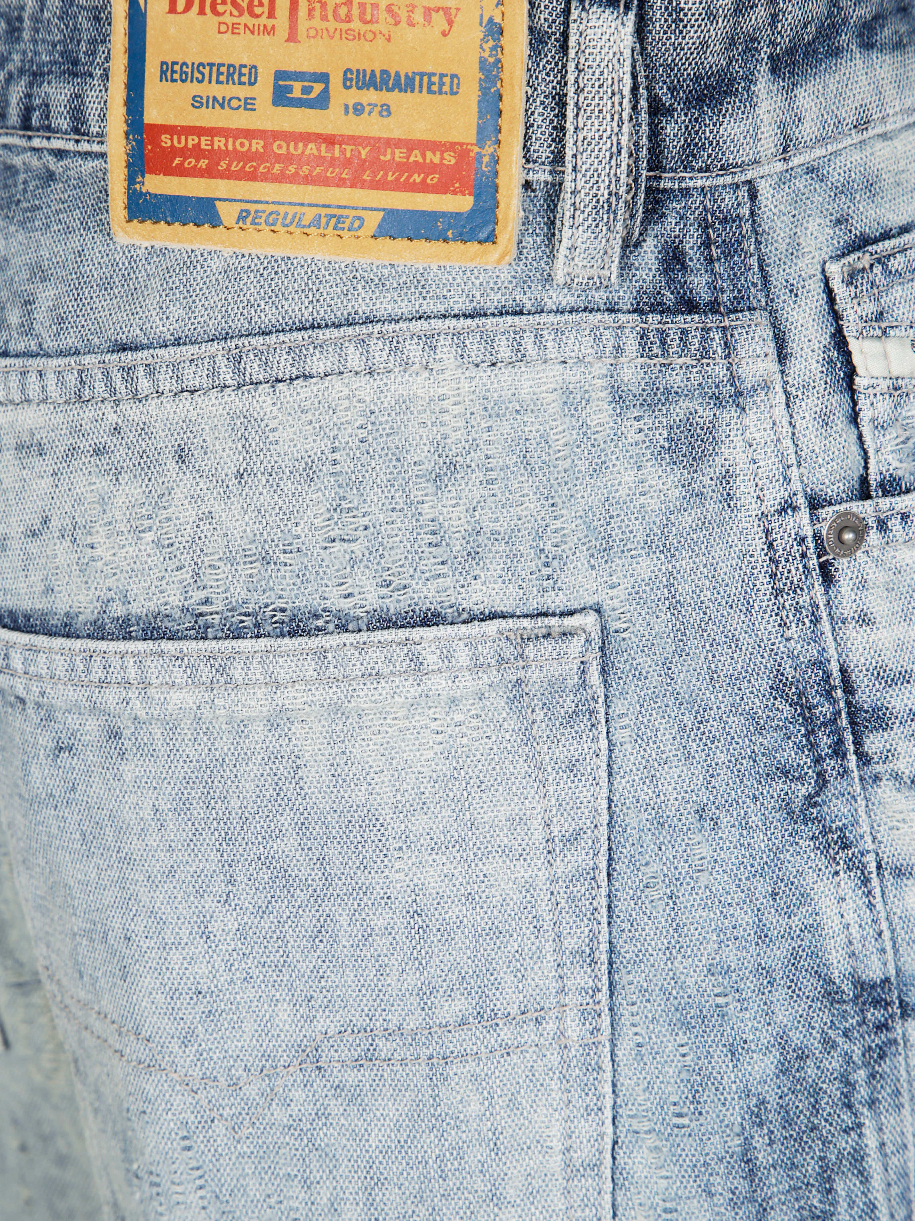 DIESEL Men's Stylish Pants - AI25 Collection