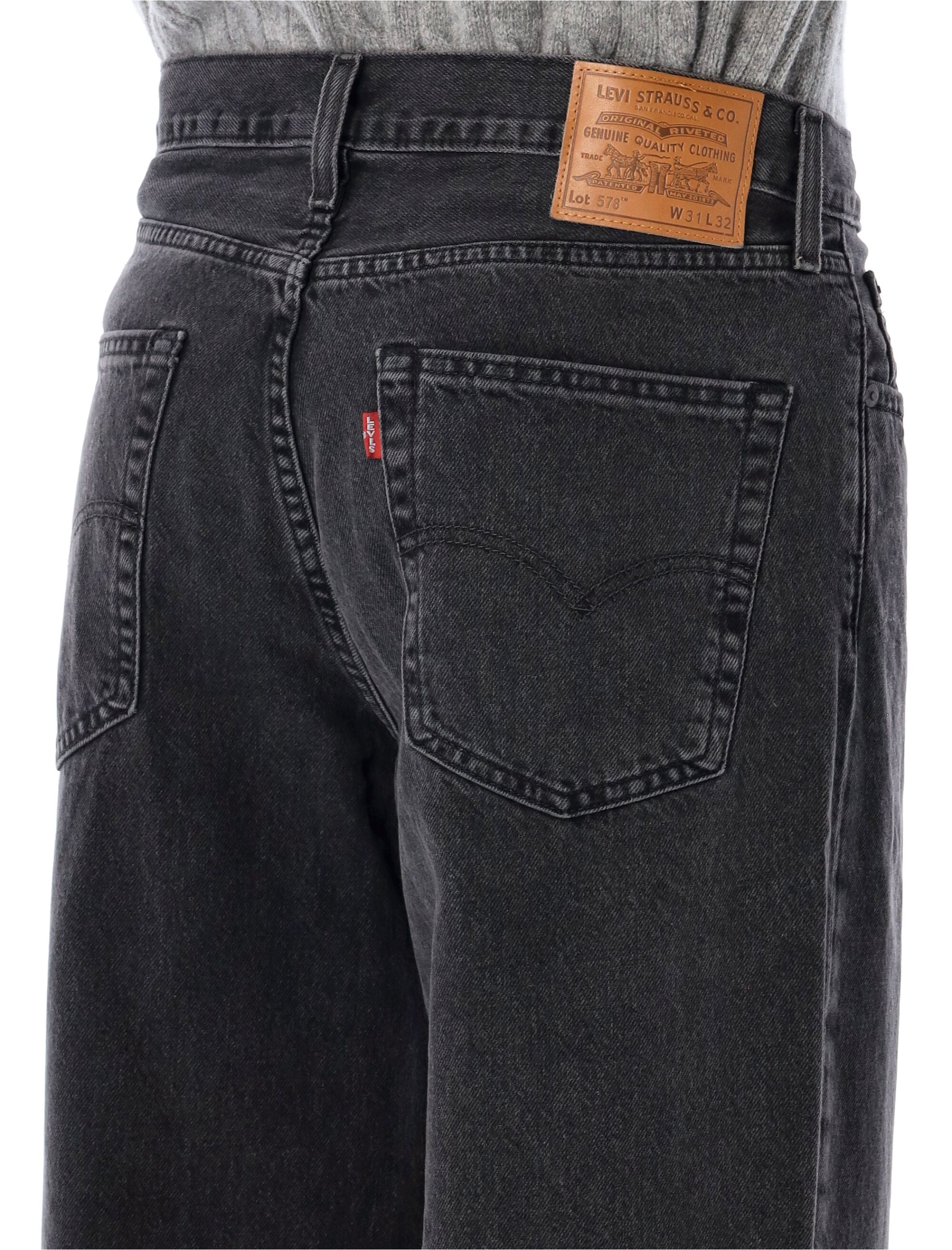 LEVI'S Baggy Fit Jeans - Size 32