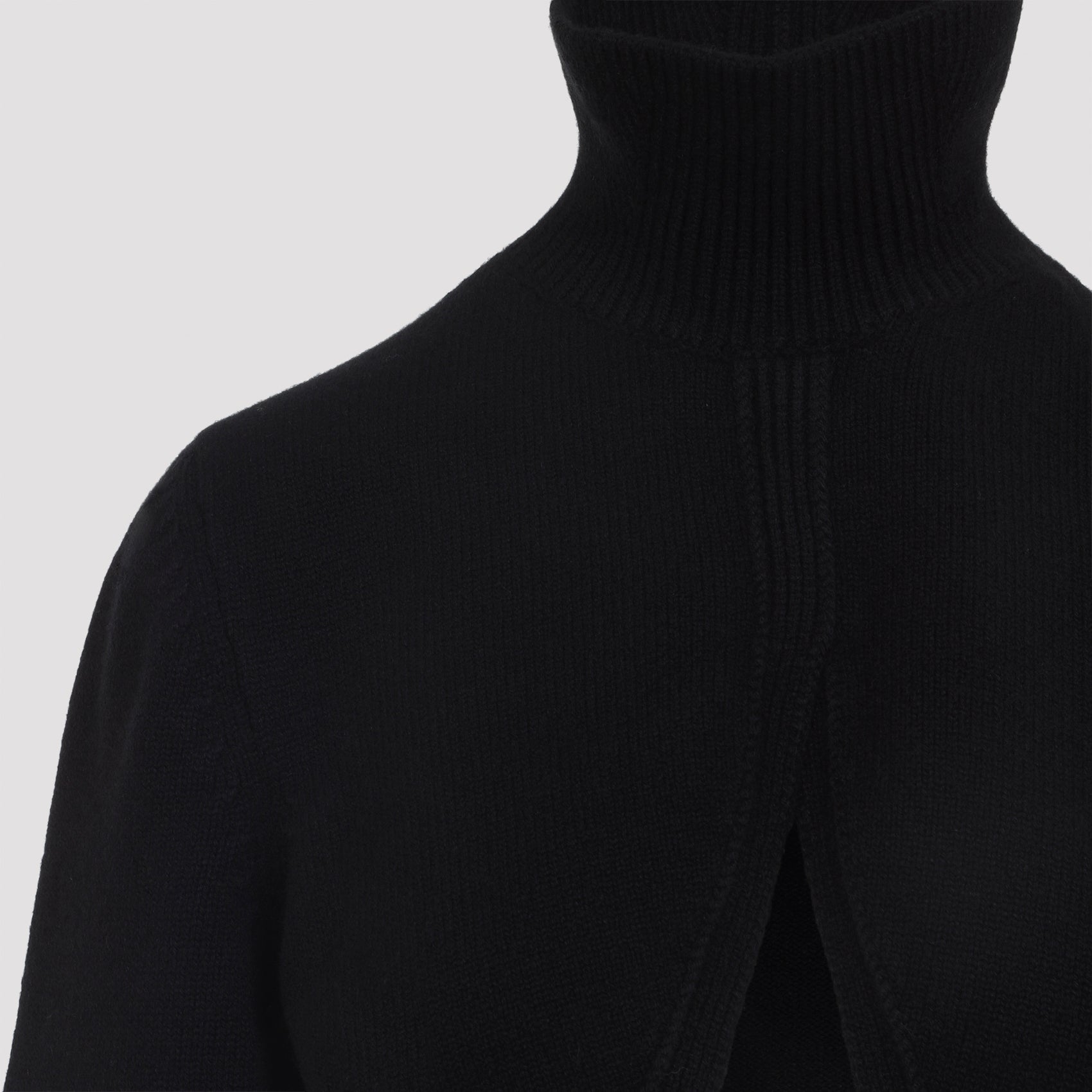 ALAIA Cut-Out Cashmere Pullover